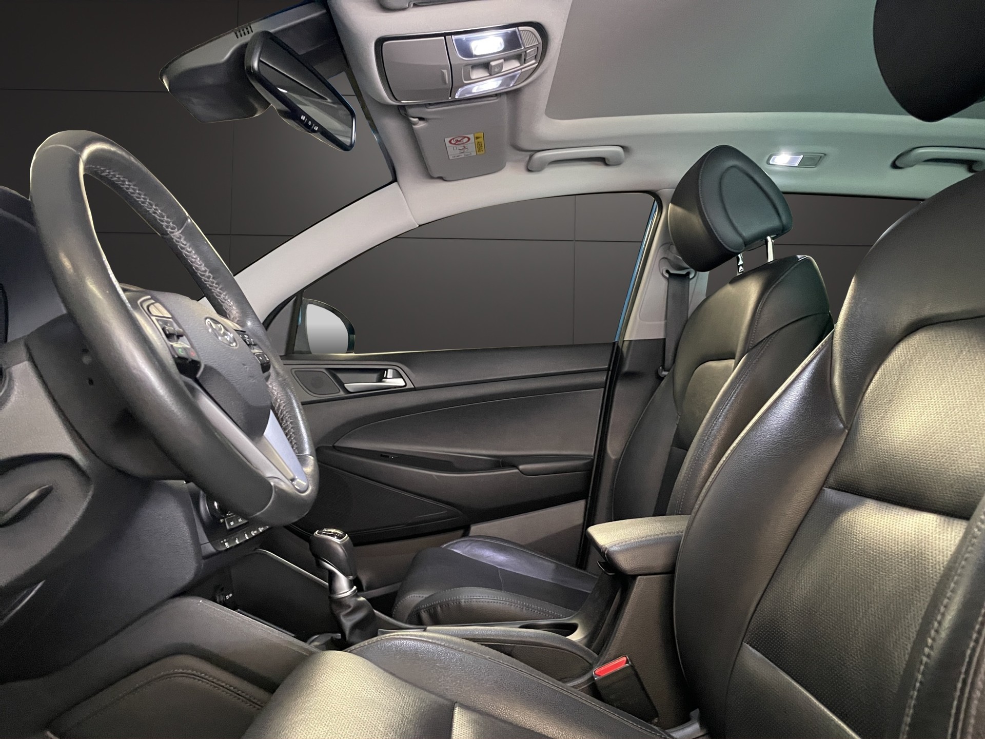 HYUNDAI Tucson 2.0 CRDI Vertex 4WD-image-8