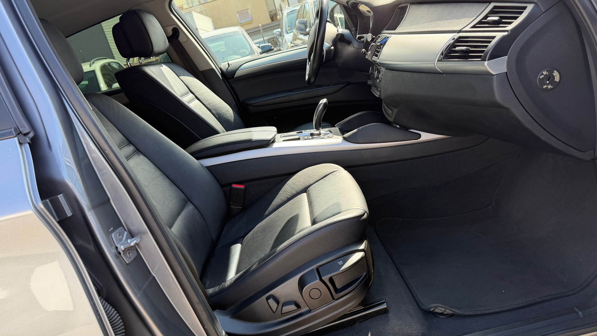 BMW X6 xDrive 40d Steptronic-image-5