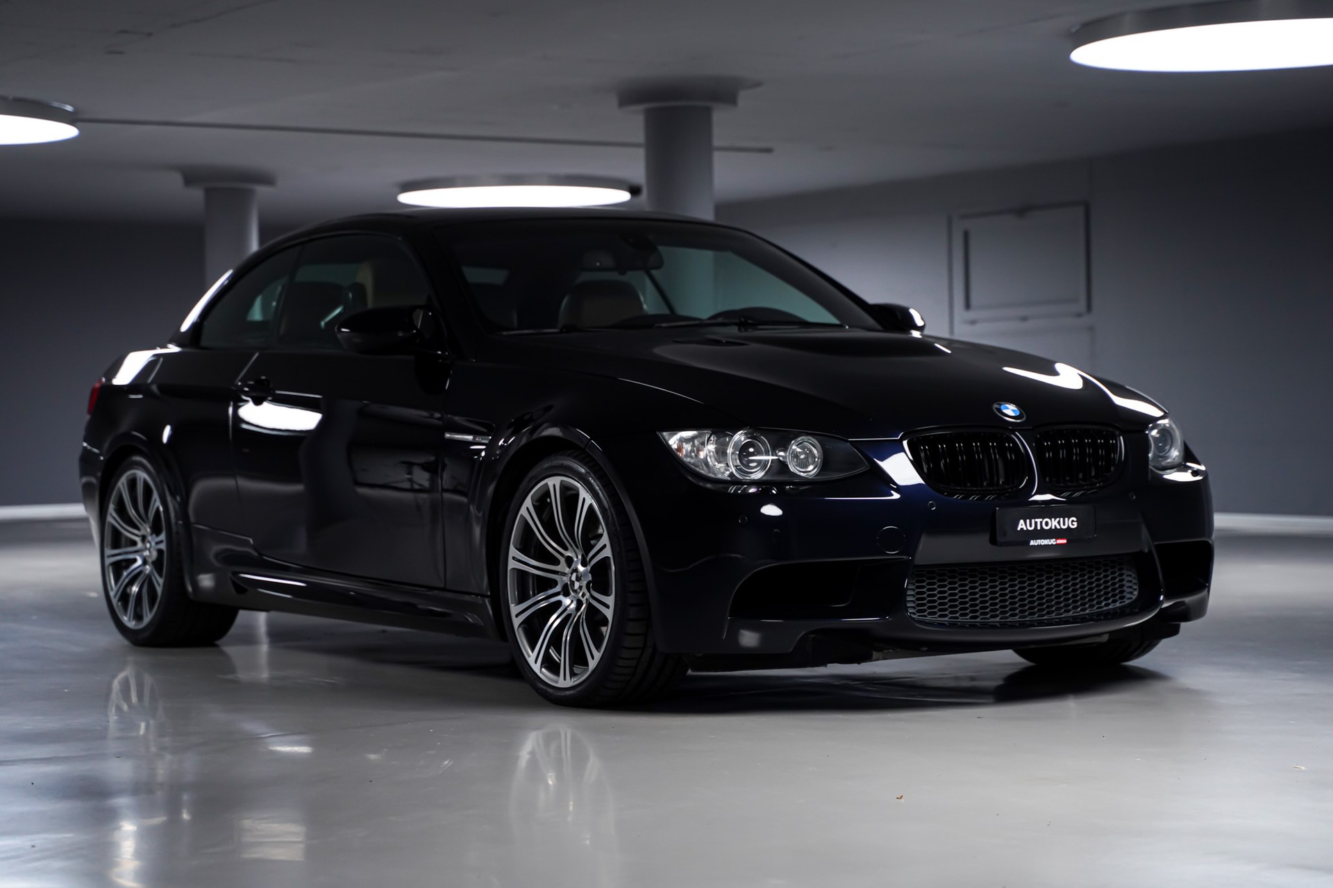 BMW M3 Cabriolet DSG-showroom-element-2