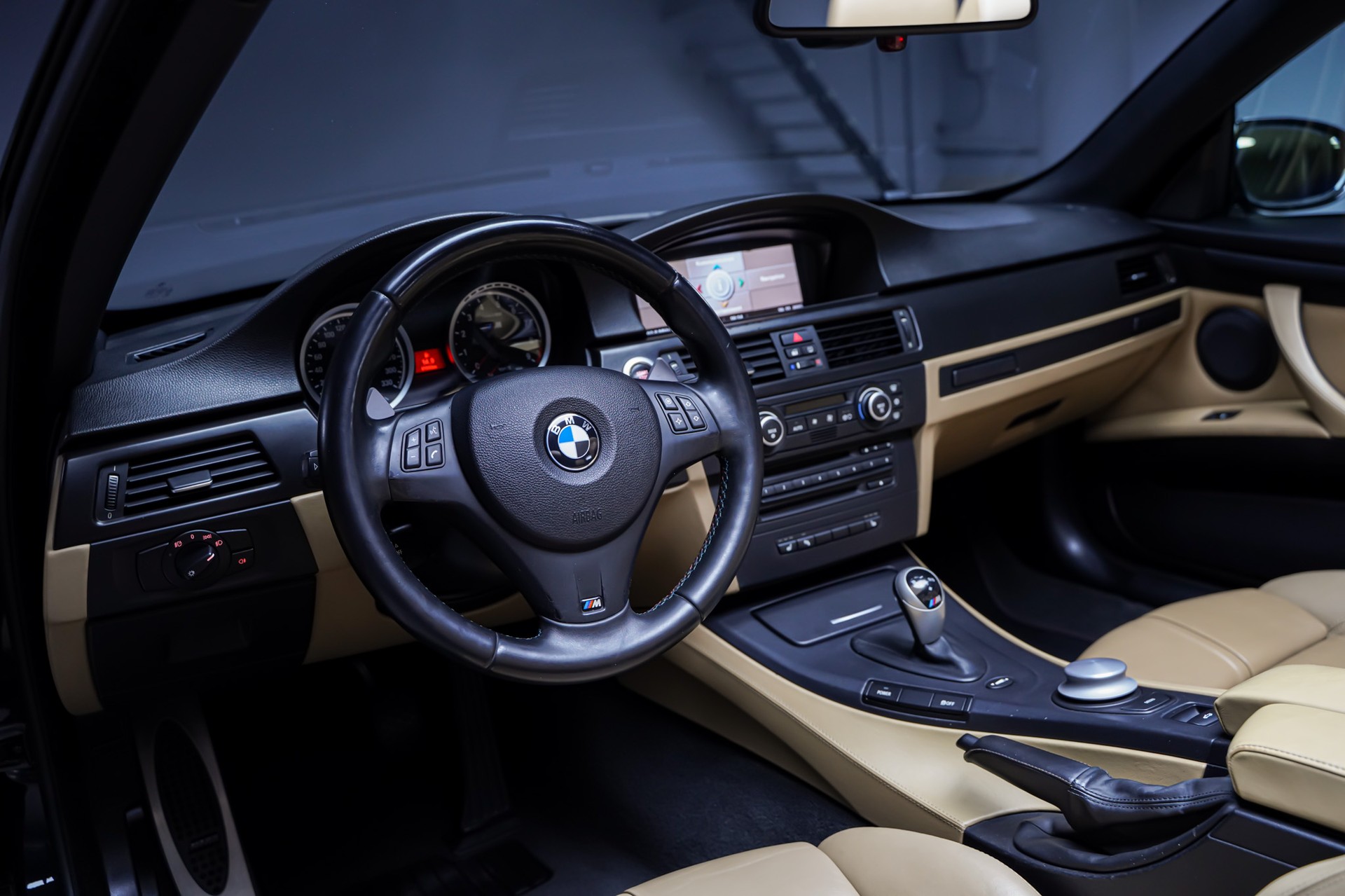 BMW M3 Cabriolet DSG-image-10