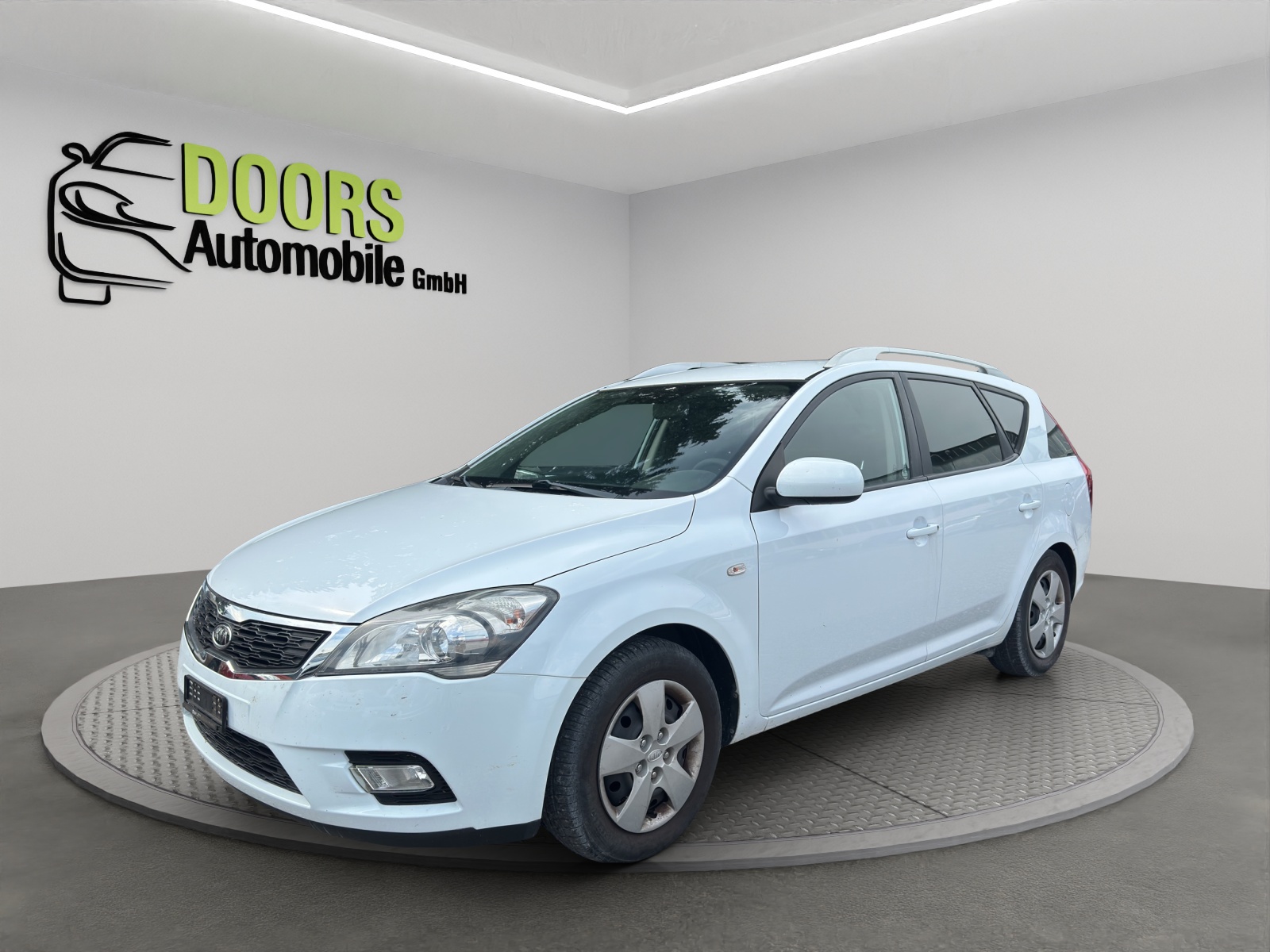 KIA Cee'd Sporty Wagon 1.4 16V Basic-showroom-element-3
