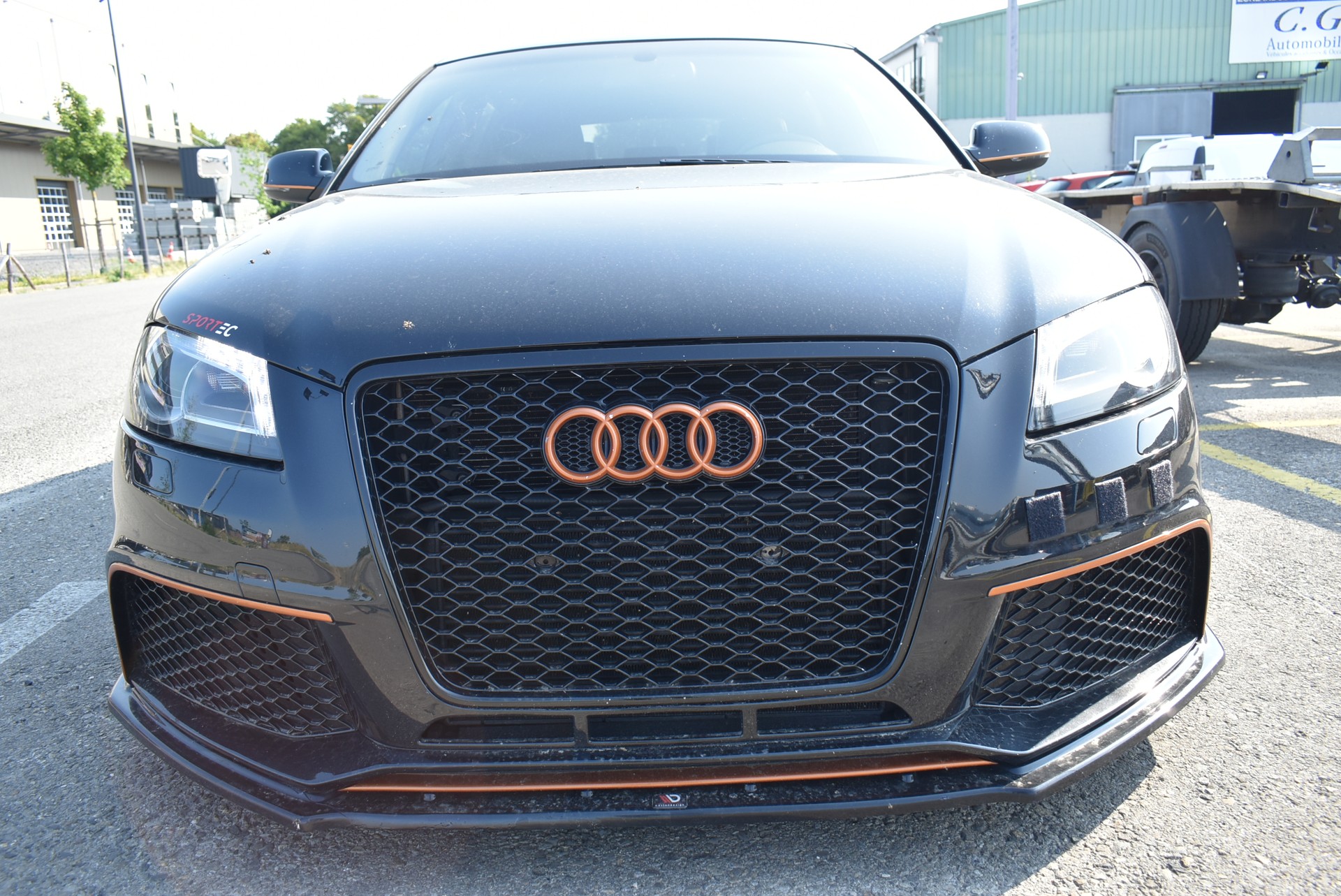AUDI RS3 Sportback 2.5 TFSI quattro S-tronic-image-9