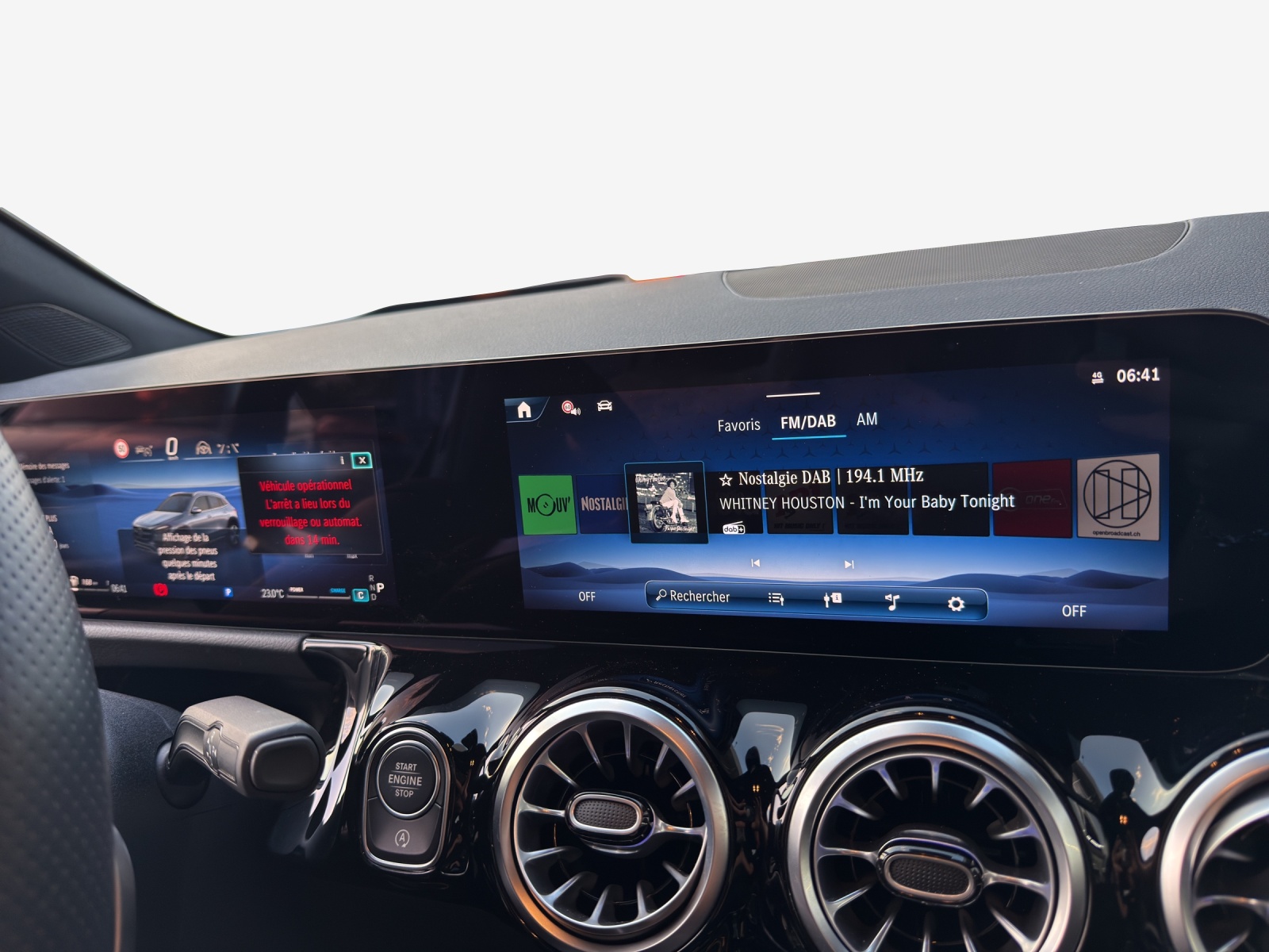 MERCEDES-BENZ GLA 220 4Matic 8G-DCT-image-15
