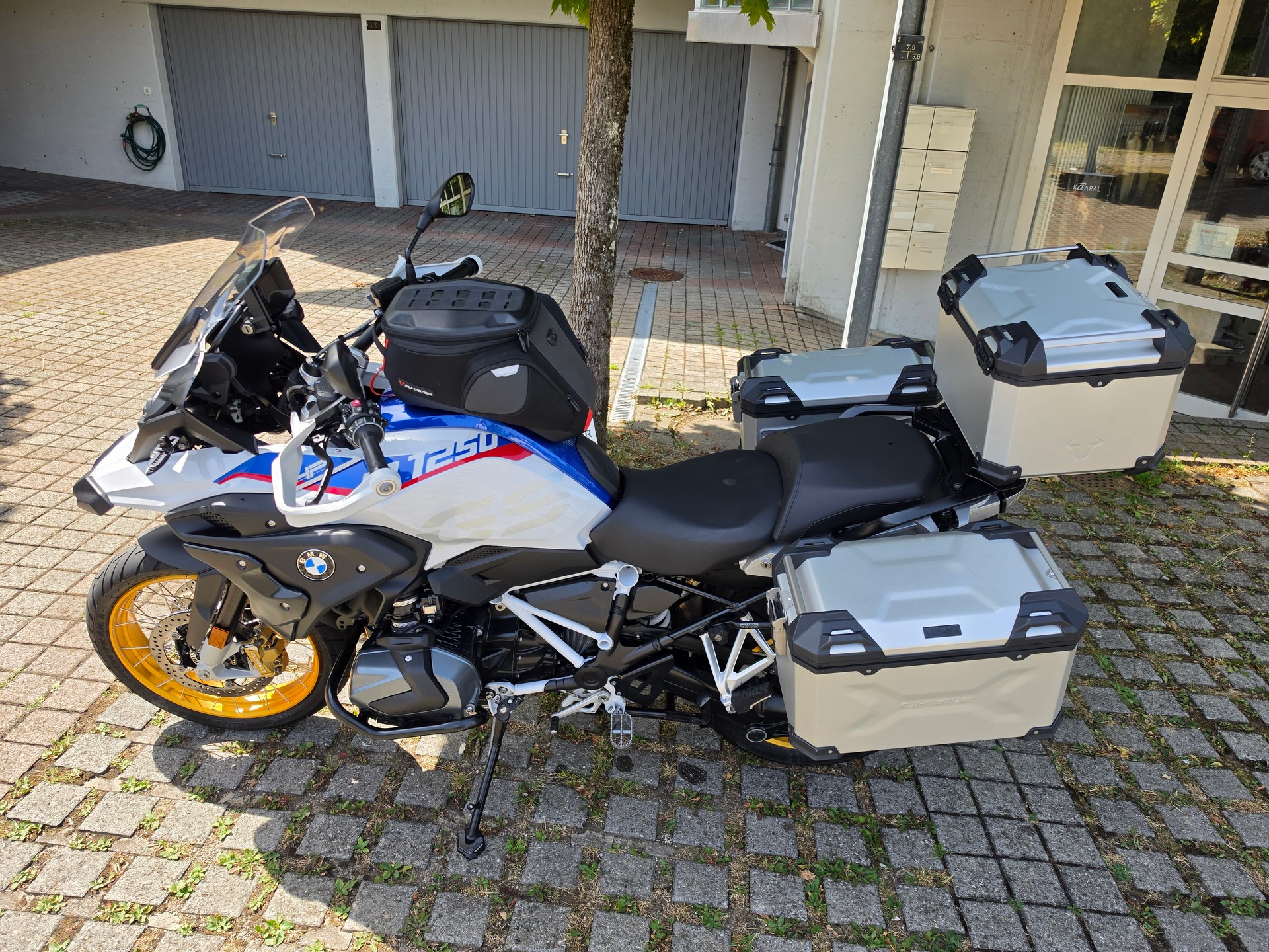 BMW R 1250 GS ABS-image-2