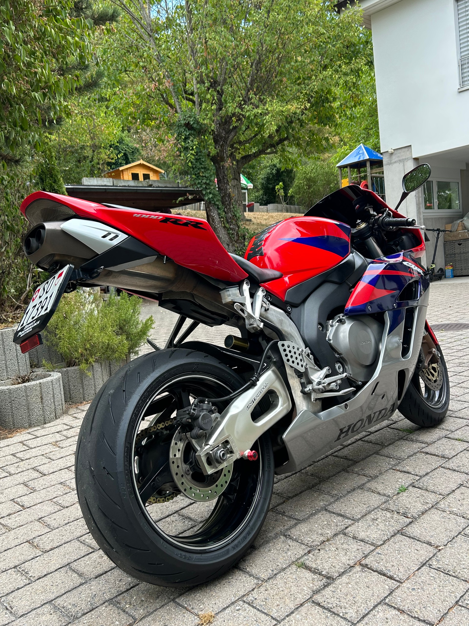 HONDA CBR 1000 RR-image-7