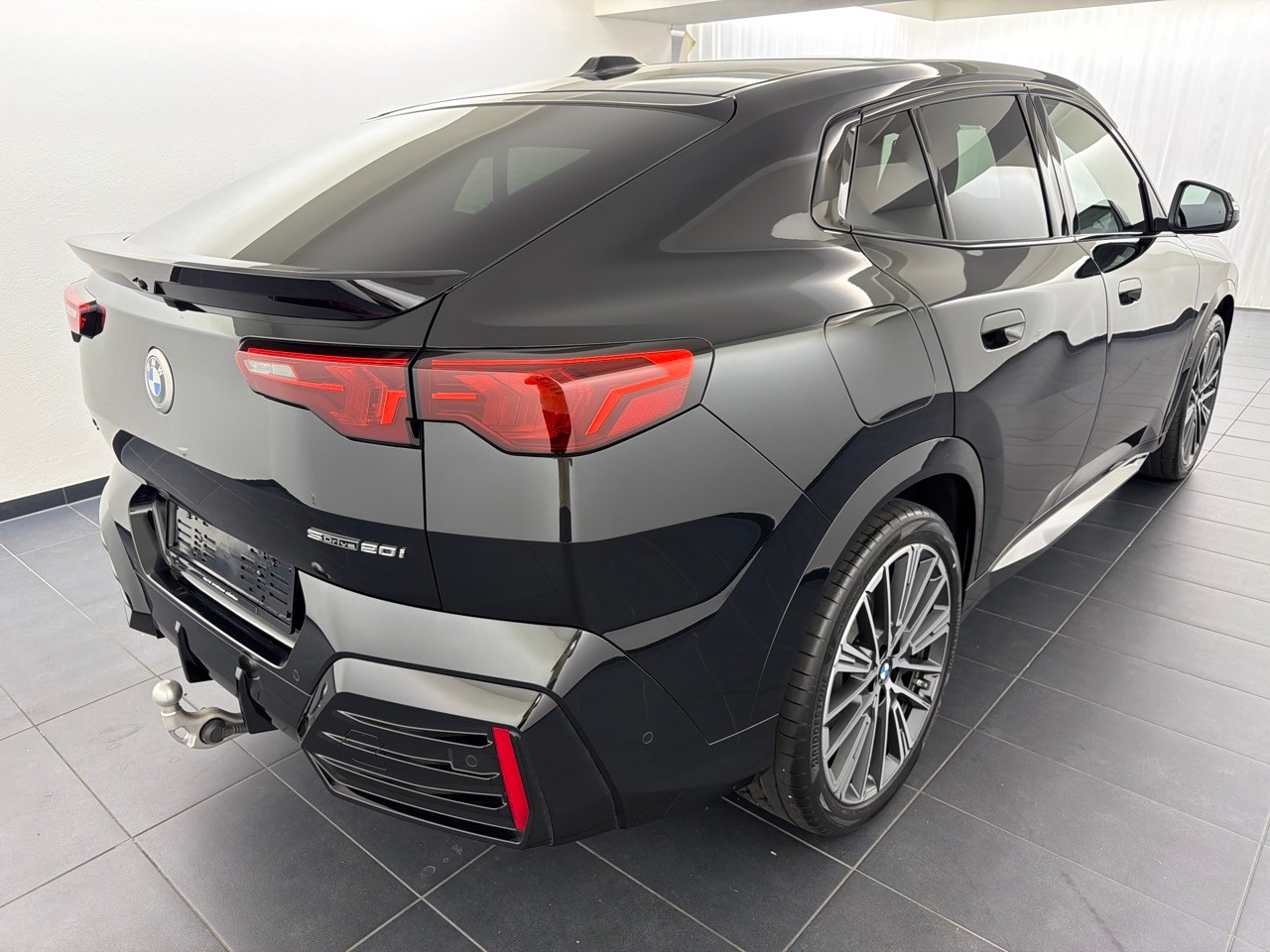 BMW X2 sDrive 20i 48V M Sp.-showroom-element-2