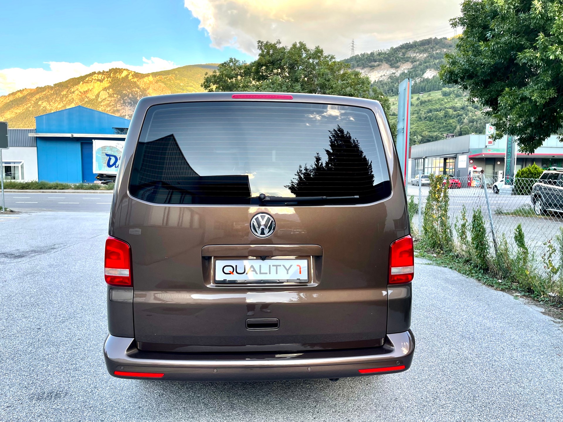 VW T5 Multivan 2.0 TDI CR Family Edition 25 DSG-showroom-element-2