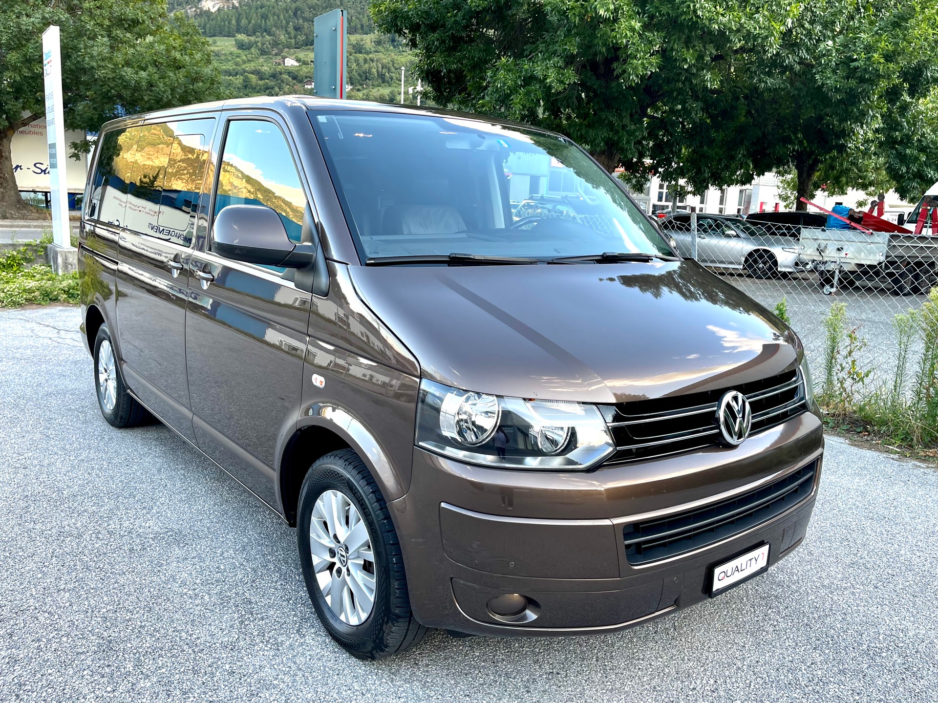 VW T5 Multivan 2.0 TDI CR Family Edition 25 DSG
