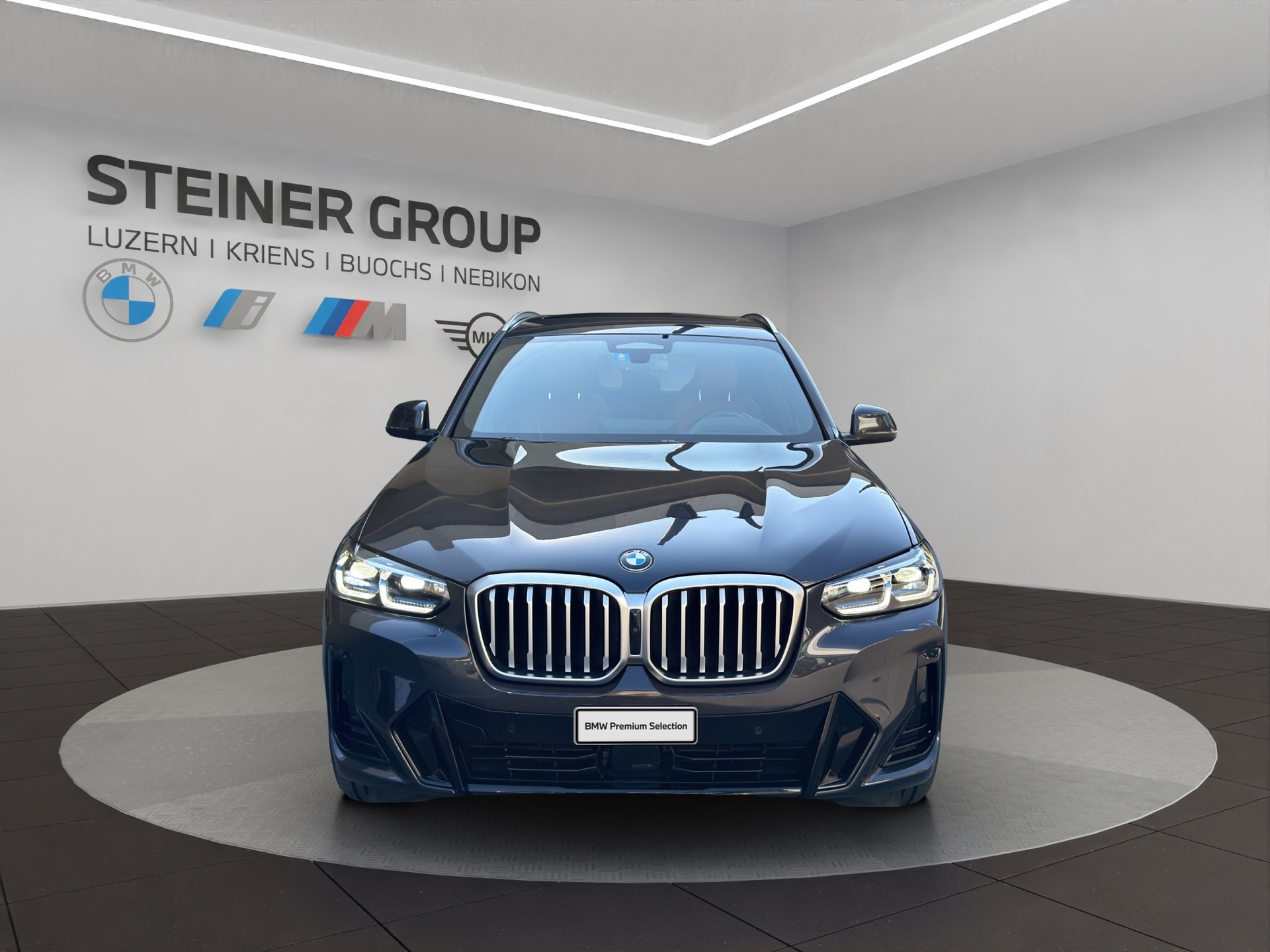 BMW X3 xDrive 48V 30d M Sport Individual-showroom-element-1