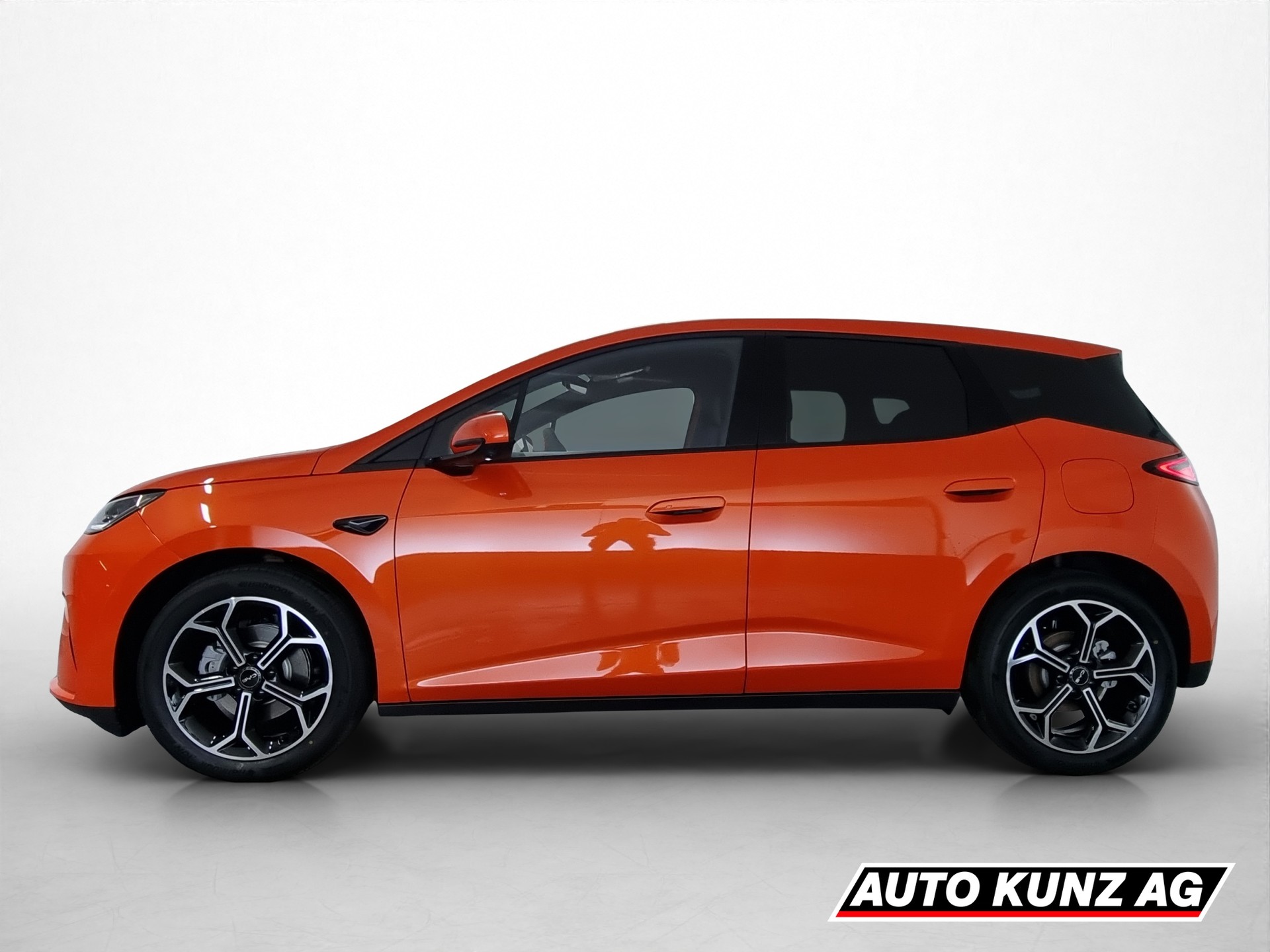 BYD Dolphin G DM-i Comfort-showroom-element-2