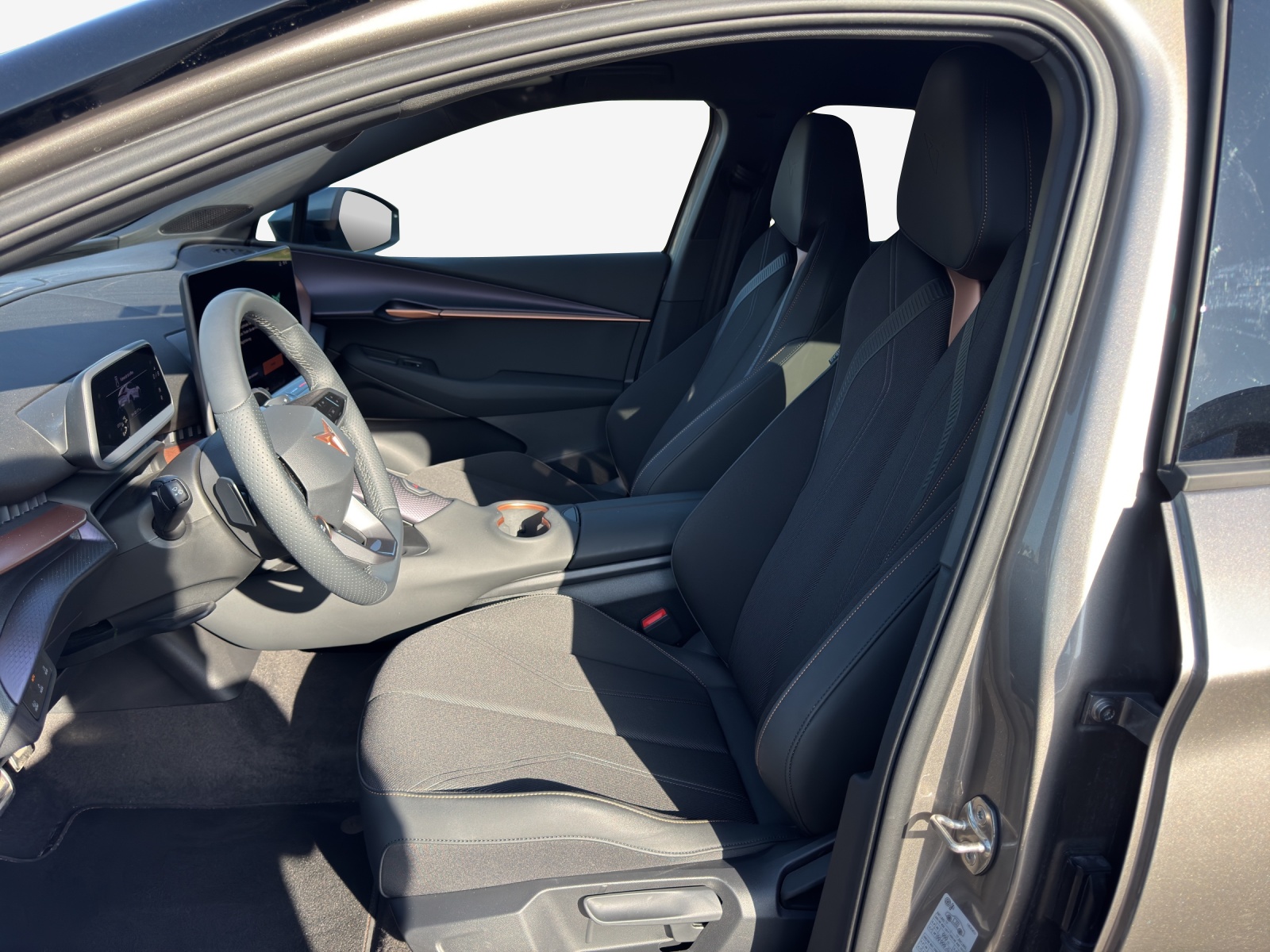 CUPRA Tavascan Type 8 77 kWh VZ-image-8
