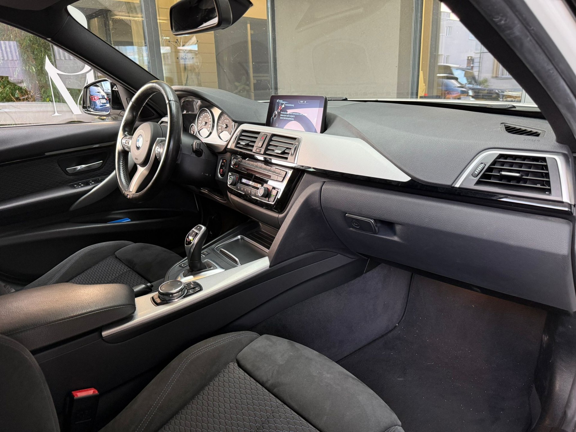 BMW 340i xDrive M Sport *Power & Sound Kit* *//M-Performance Parts* Steptronic-image-22