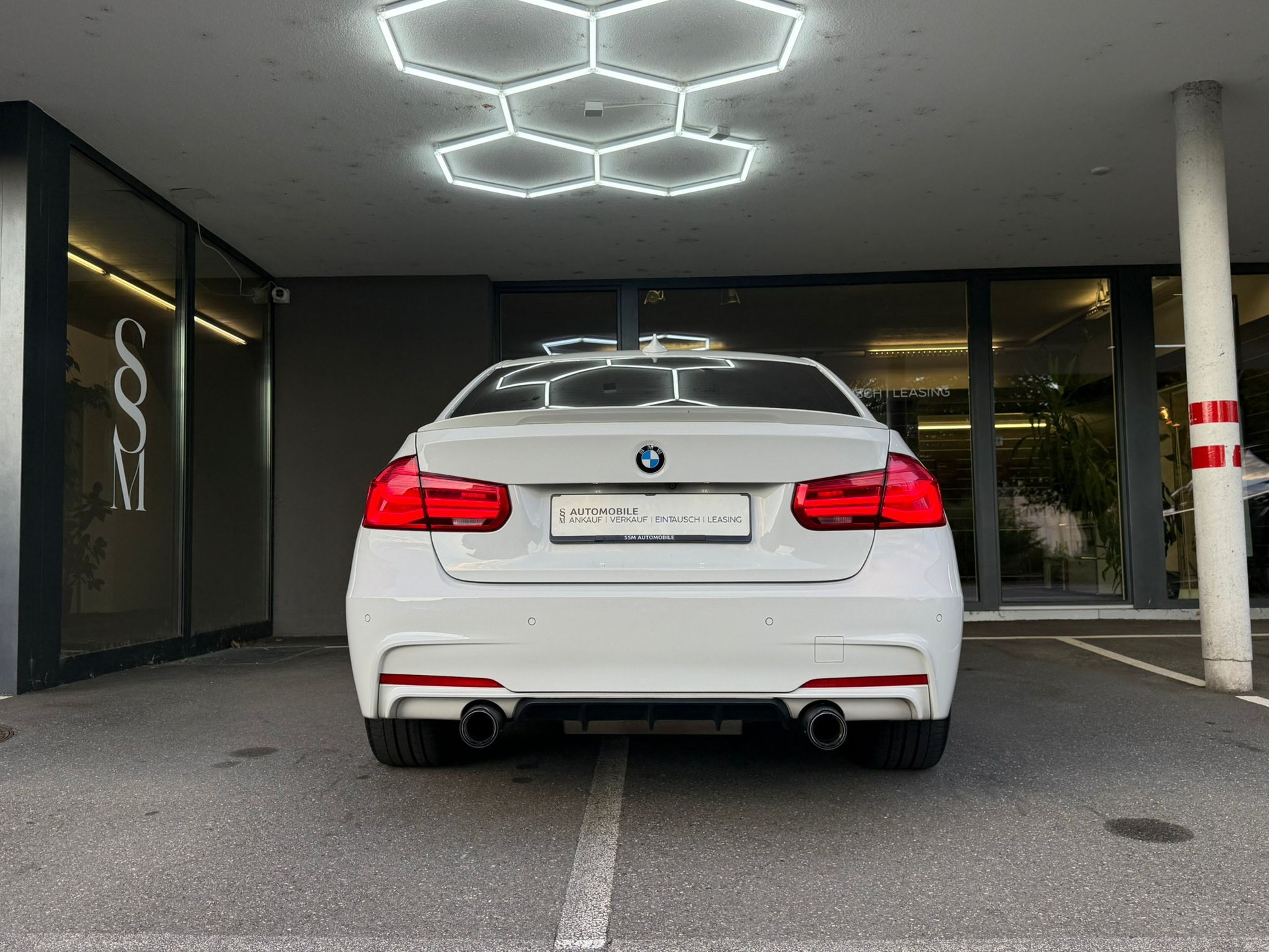 BMW 340i xDrive M Sport *Power & Sound Kit* *//M-Performance Parts* Steptronic-image-4