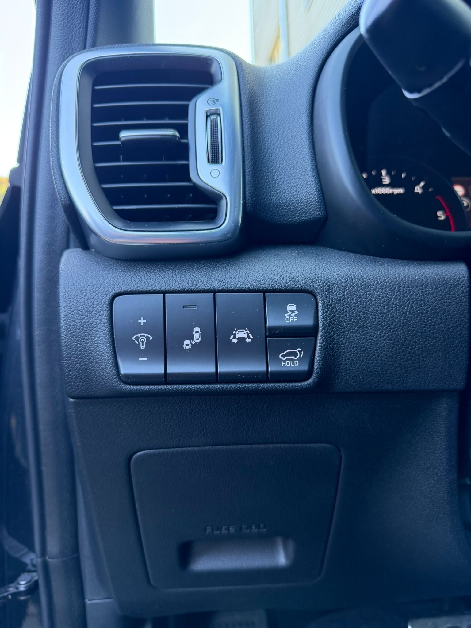 KIA Sportage 2.0CRDi Style GT Line 4WD Automat-image-9