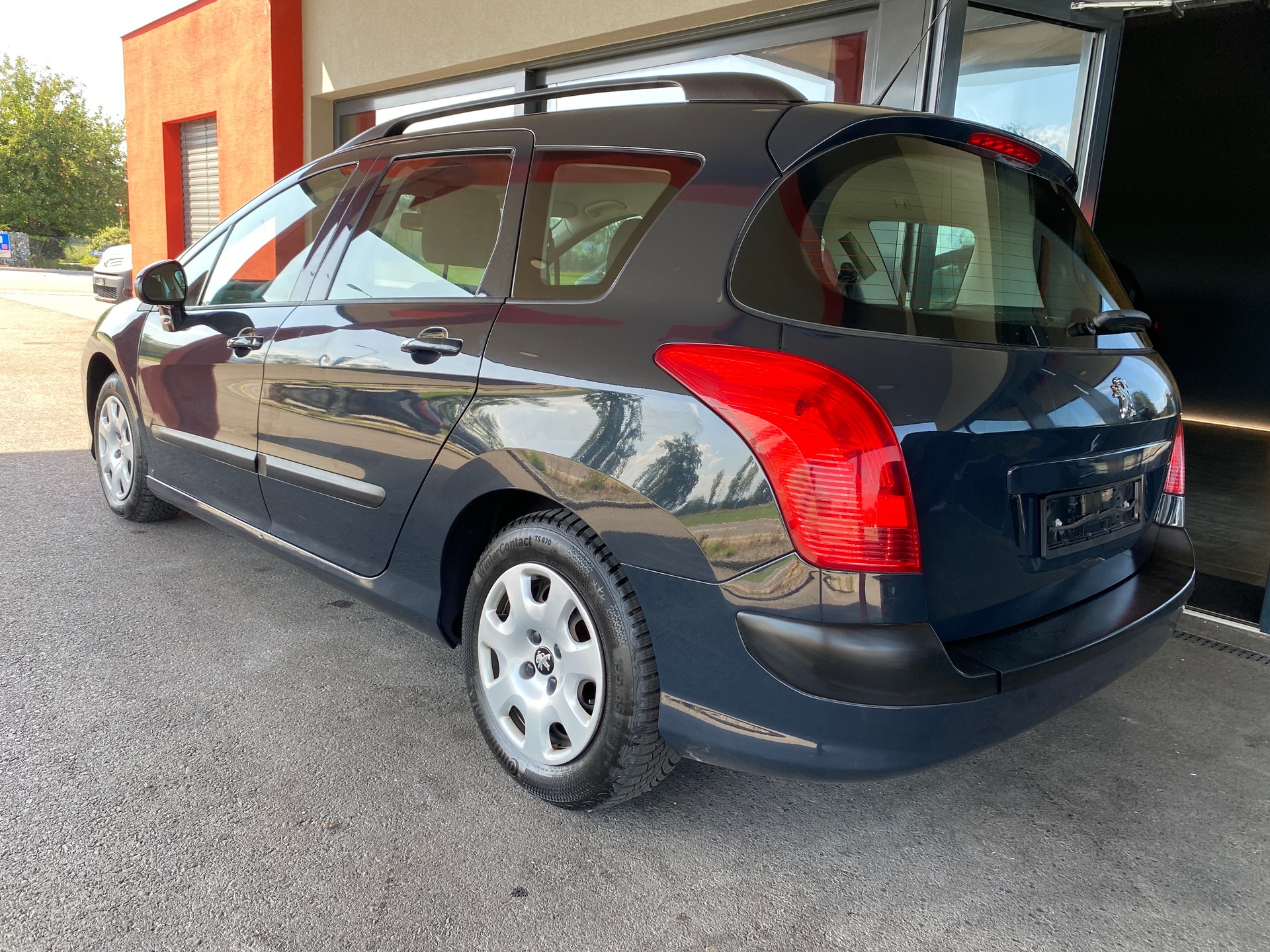 PEUGEOT 308 SW 1.6 HDI Active EGS6-showroom-element-1