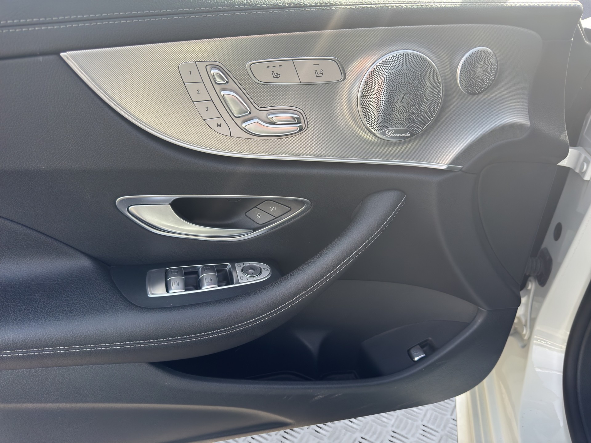 MERCEDES-BENZ E 200 Coupé AMG Line 9G-Tronic-image-9