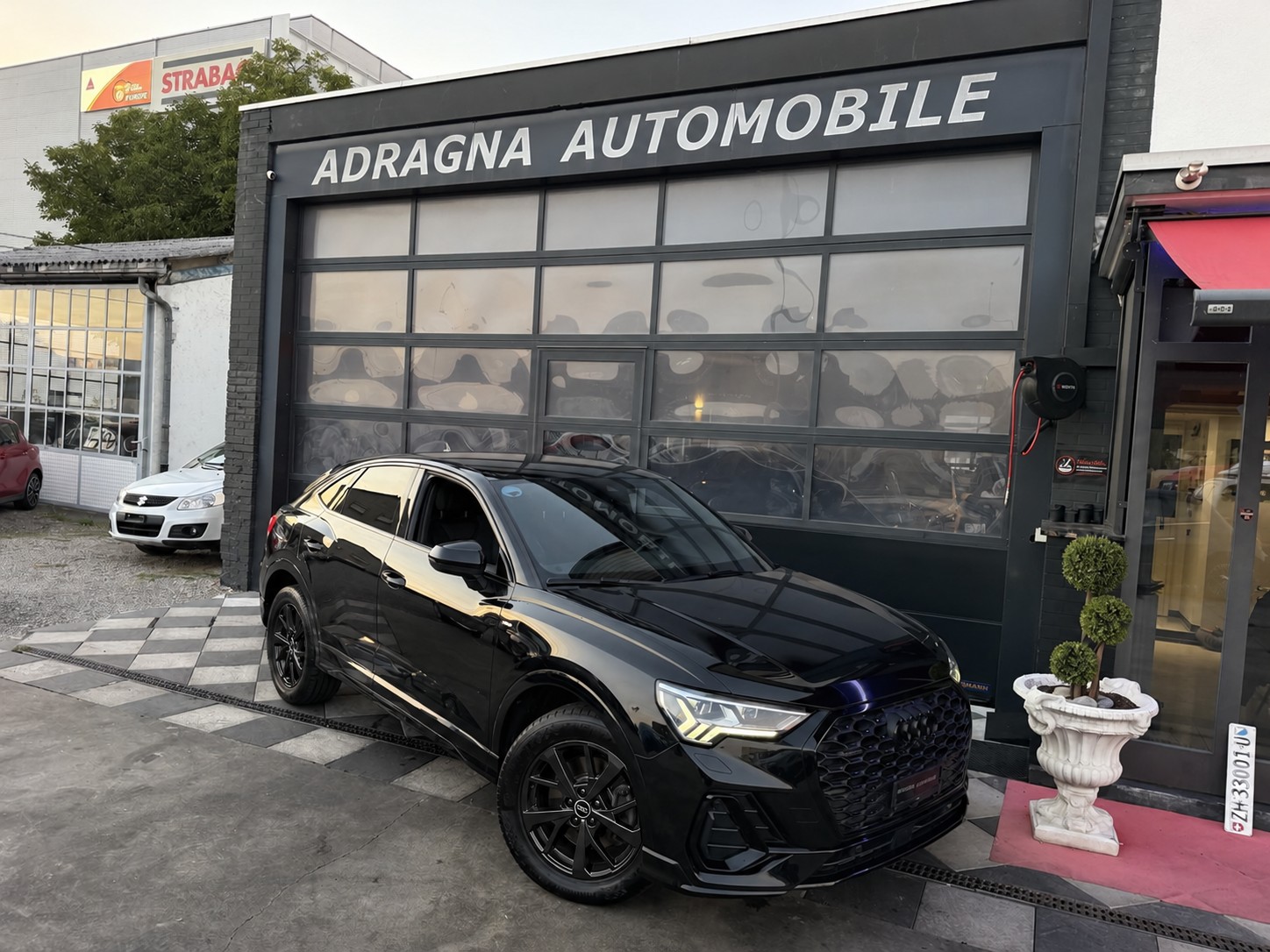 AUDI Q3 Sportback 40 TDI S line Attraction quattro S-tronic-showroom-element-1