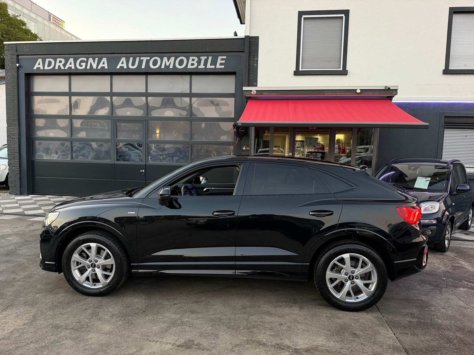 AUDI Q3 Sportback 40 TDI S line Attraction quattro S-tronic-image-5