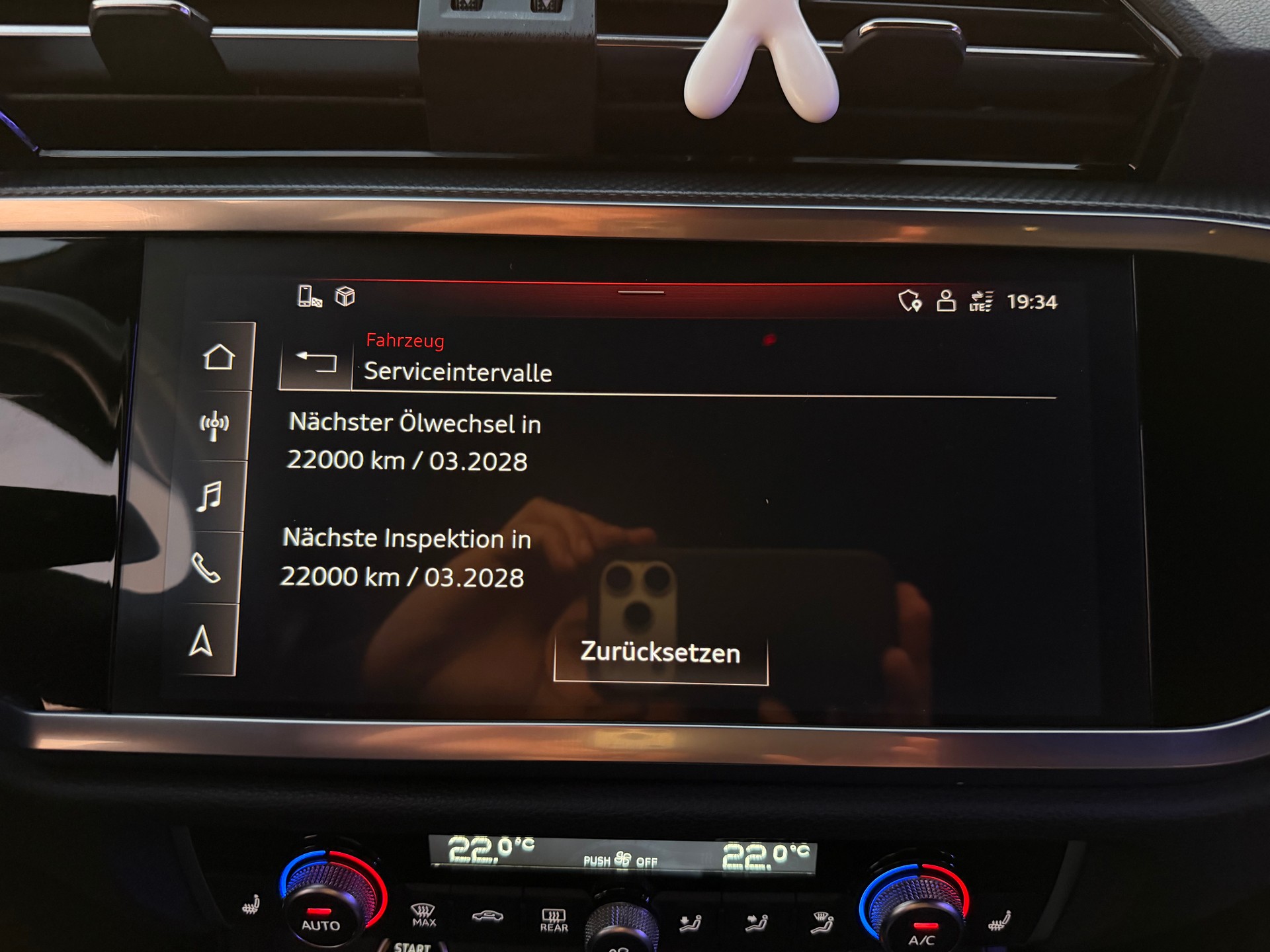 AUDI Q3 Sportback 40 TDI S line Attraction quattro S-tronic-image-29