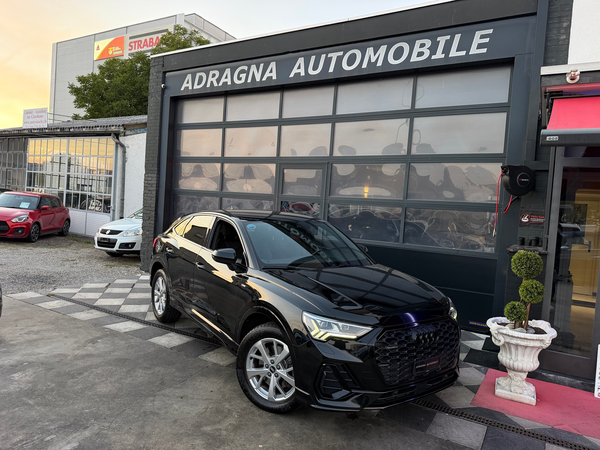 AUDI Q3 Sportback 40 TDI S line Attraction quattro S-tronic-showroom-element-2