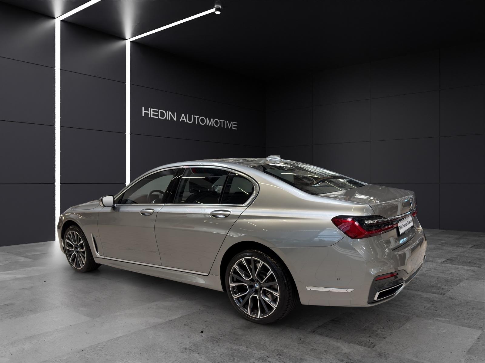 BMW 750i xDrive SAG M Sport Executive Drive Pro-showroom-element-3