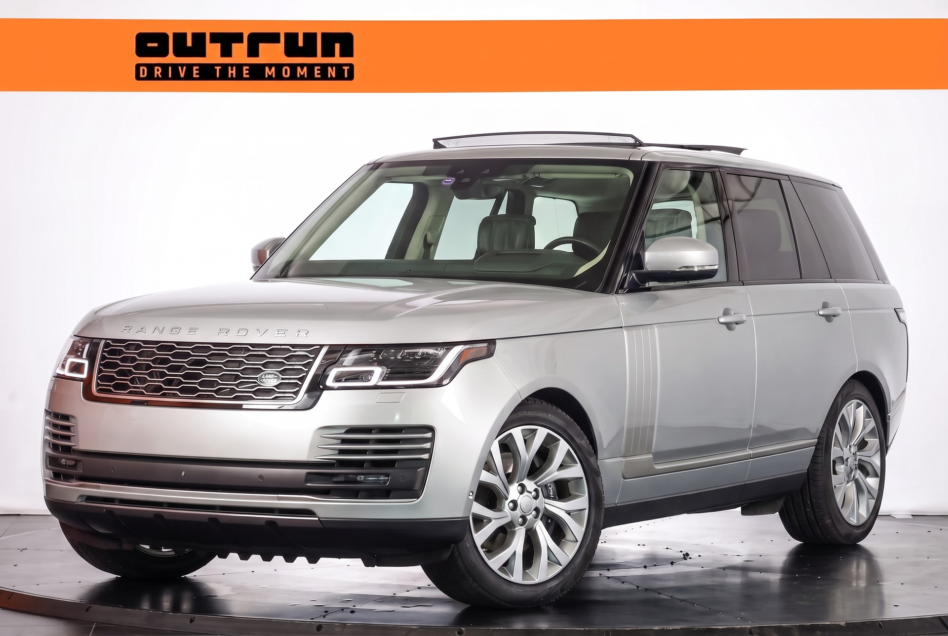 LAND ROVER Range Rover 2.0 Si4 P400e PHEV AutobiographyAutomatic • Head-Up • Meridian Reference • Attelage