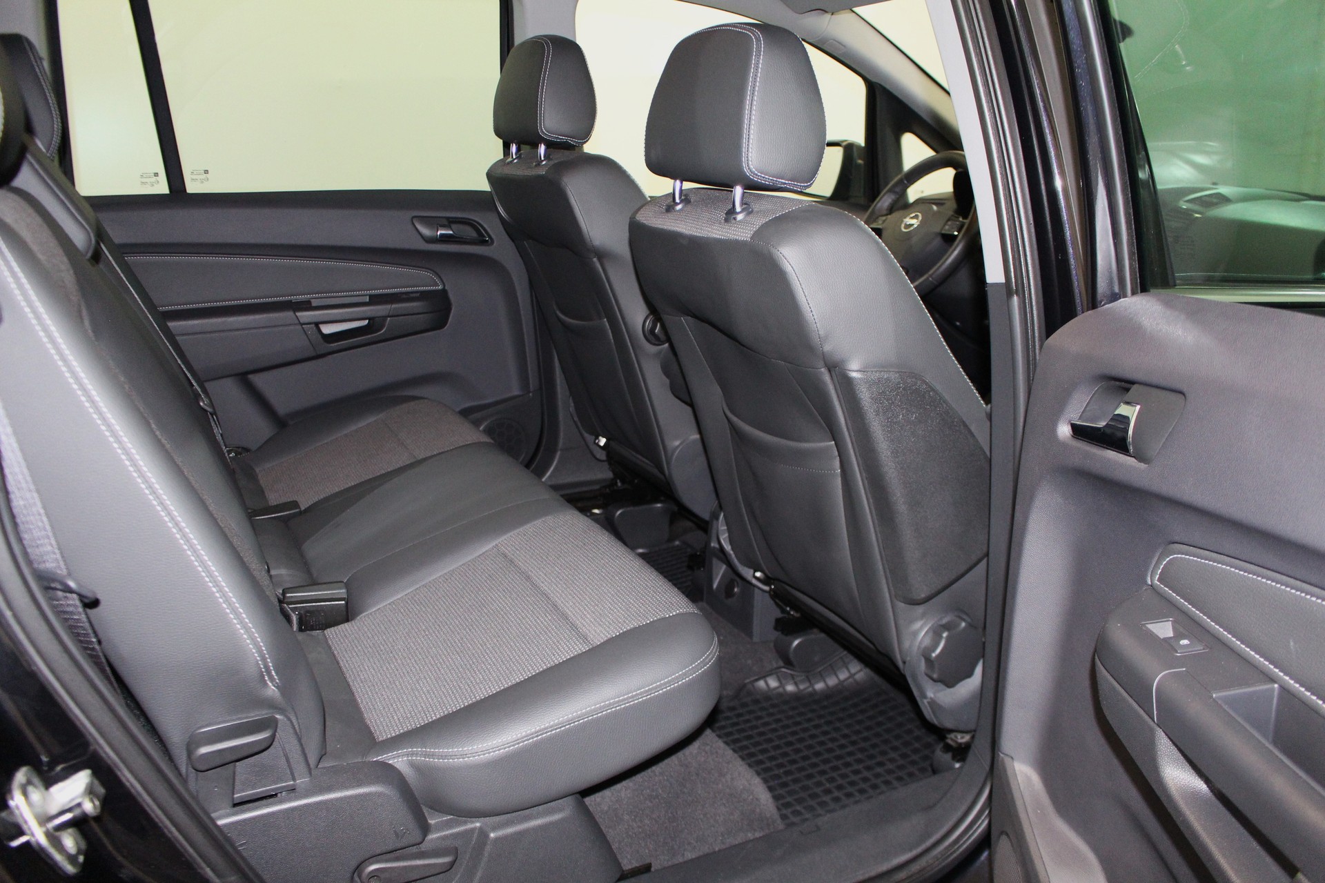 OPEL Zafira 1.7 CDTI 125 ecoFLEX-image-10