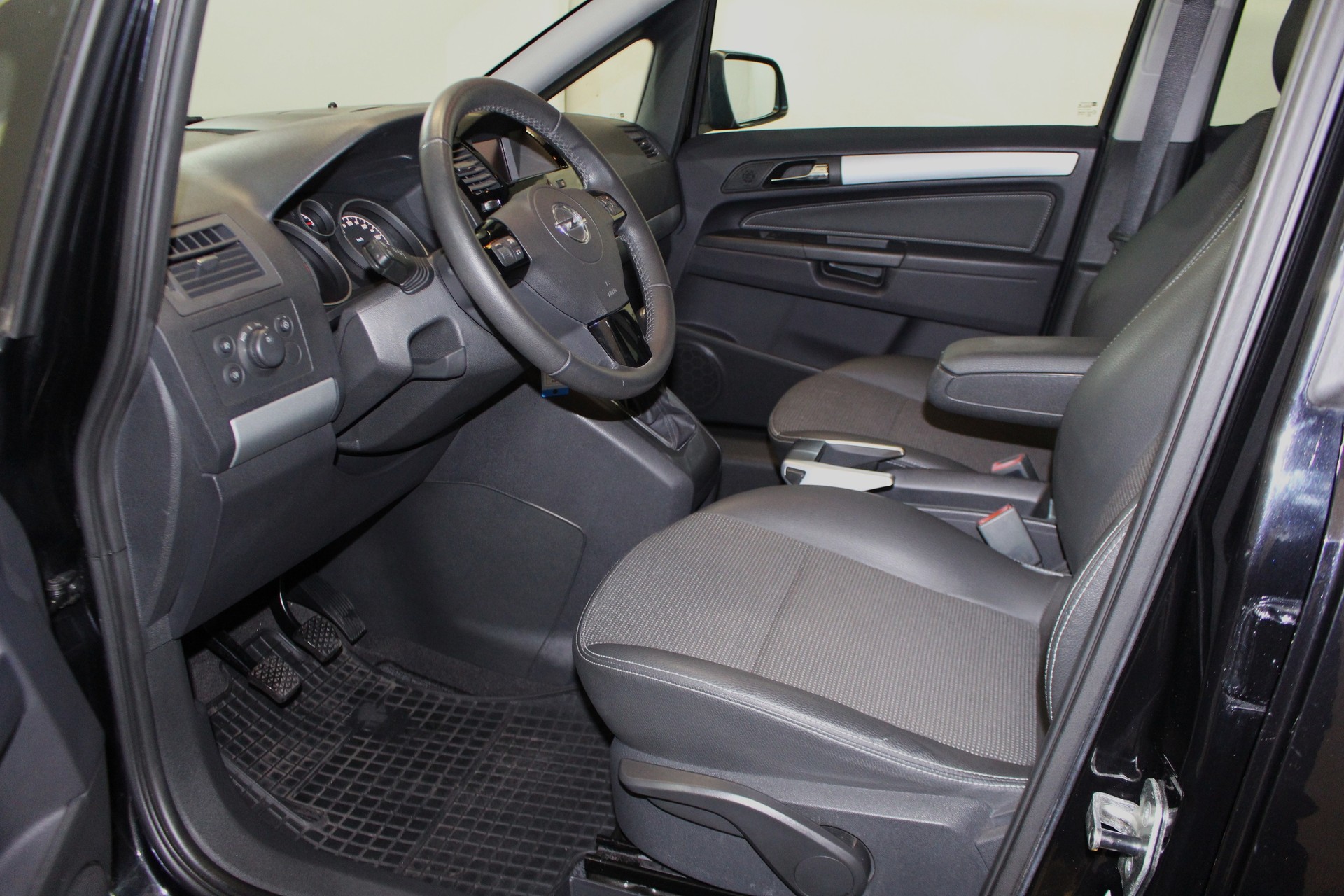 OPEL Zafira 1.7 CDTI 125 ecoFLEX-image-6