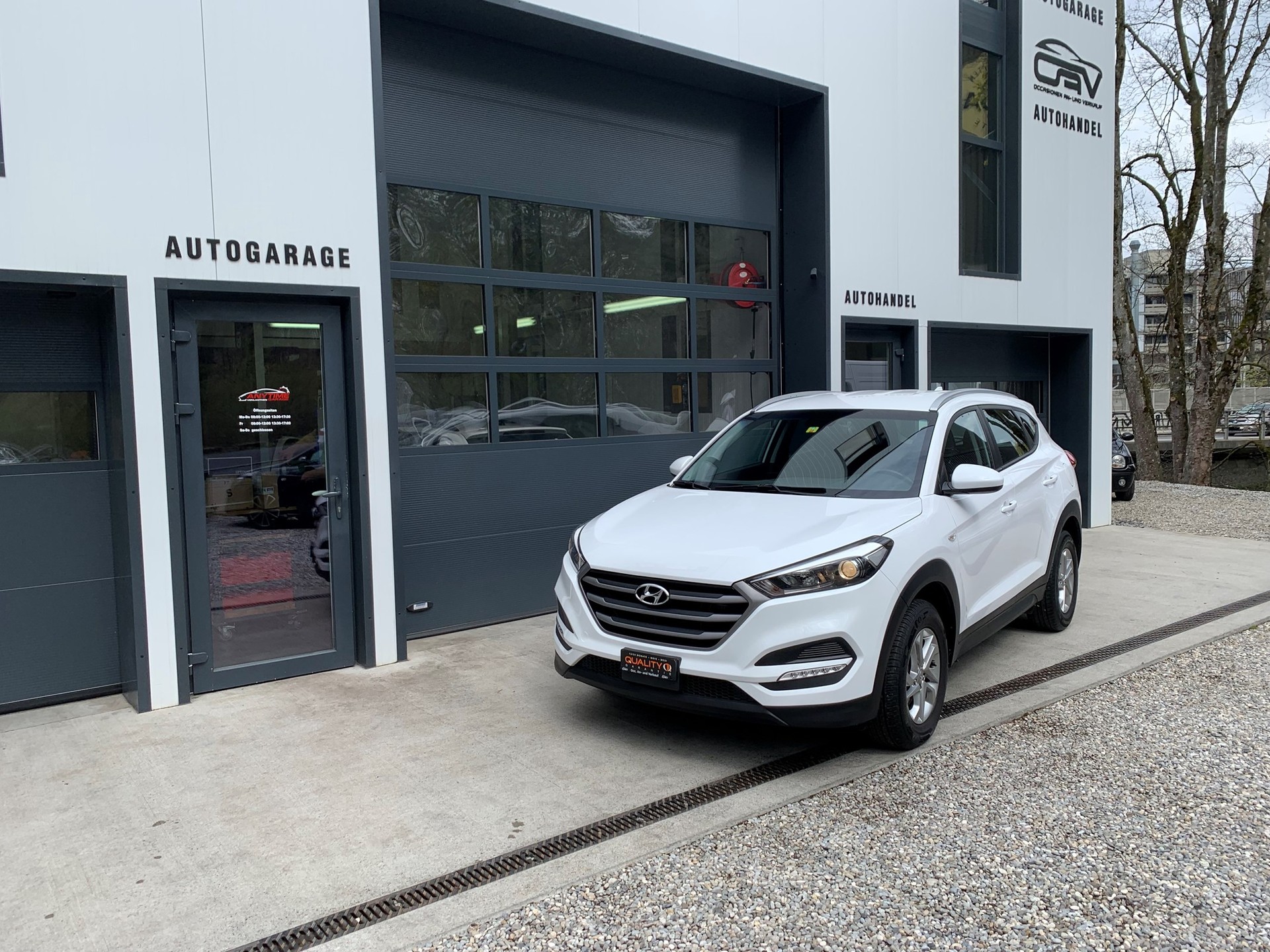 HYUNDAI Tucson 1.7 CRDI Origo 2WD-image-2
