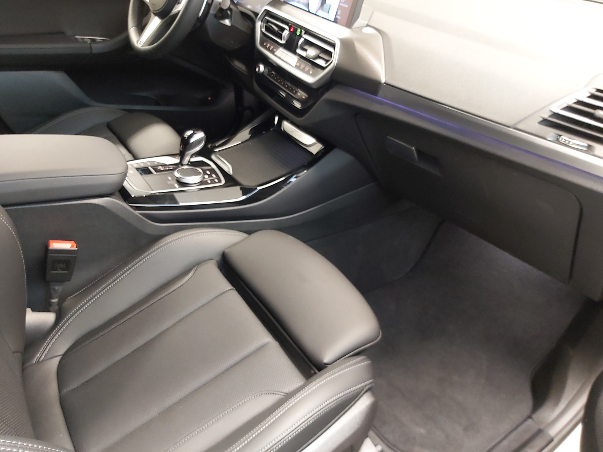 BMW X3 xDrive 30e M Sport-image-14