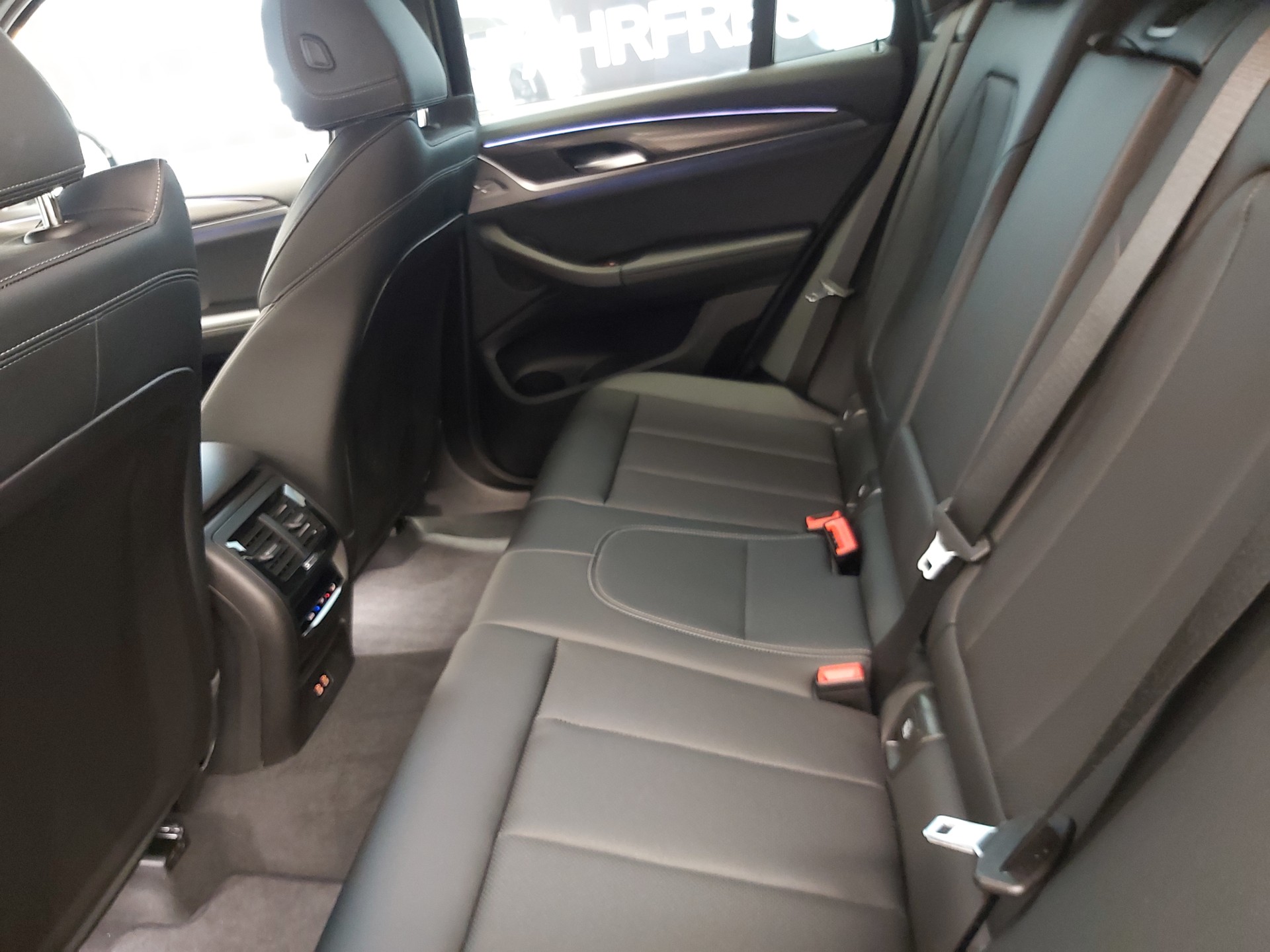 BMW X3 xDrive 30e M Sport-image-10