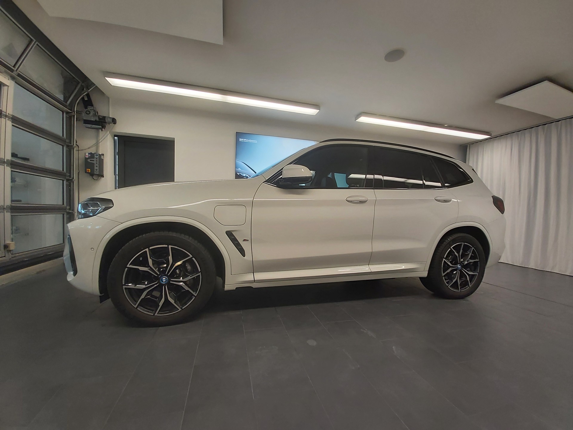 BMW X3 xDrive 30e M Sport-image-4
