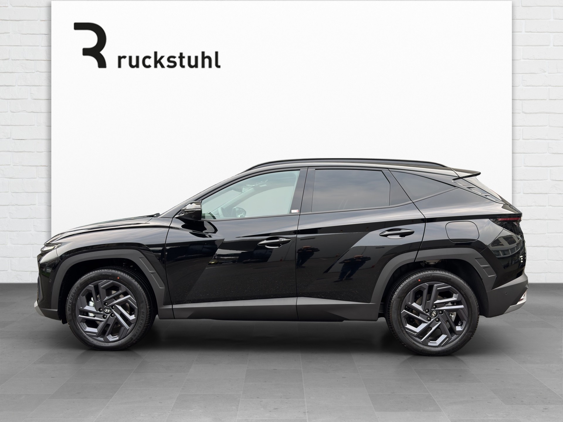 HYUNDAI Tucson 1.6 T-GDi PHEV 20th Anniversary 4WD-showroom-element-2
