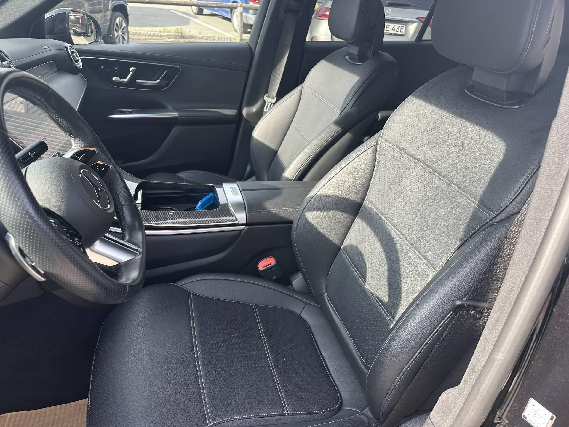MERCEDES-BENZ GLC 200 AMG Line 4matic-image-10