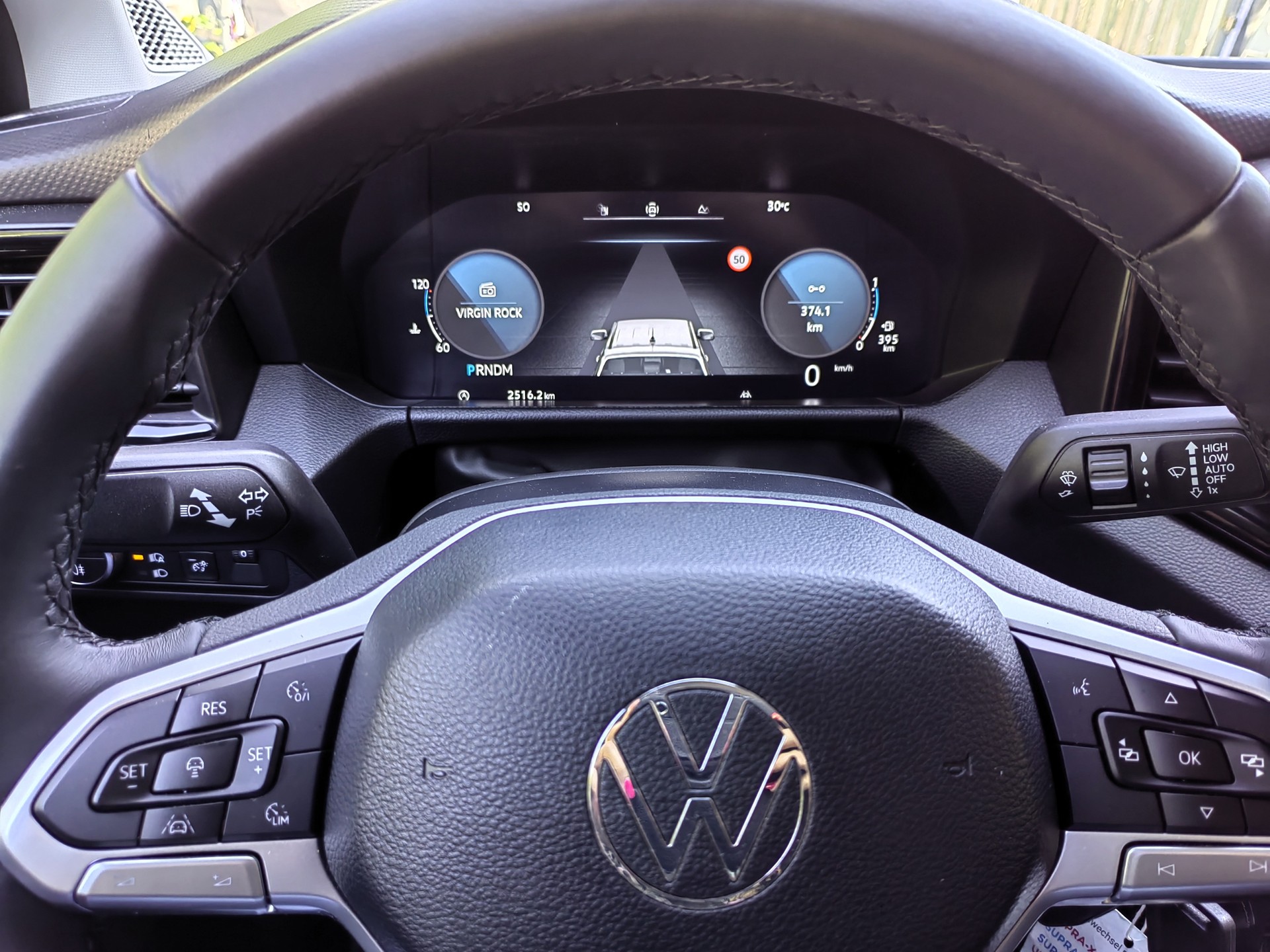 VW Amarok DKab. Pick-up 2.0 TDI 205 Life Winter 1 4m-image-8