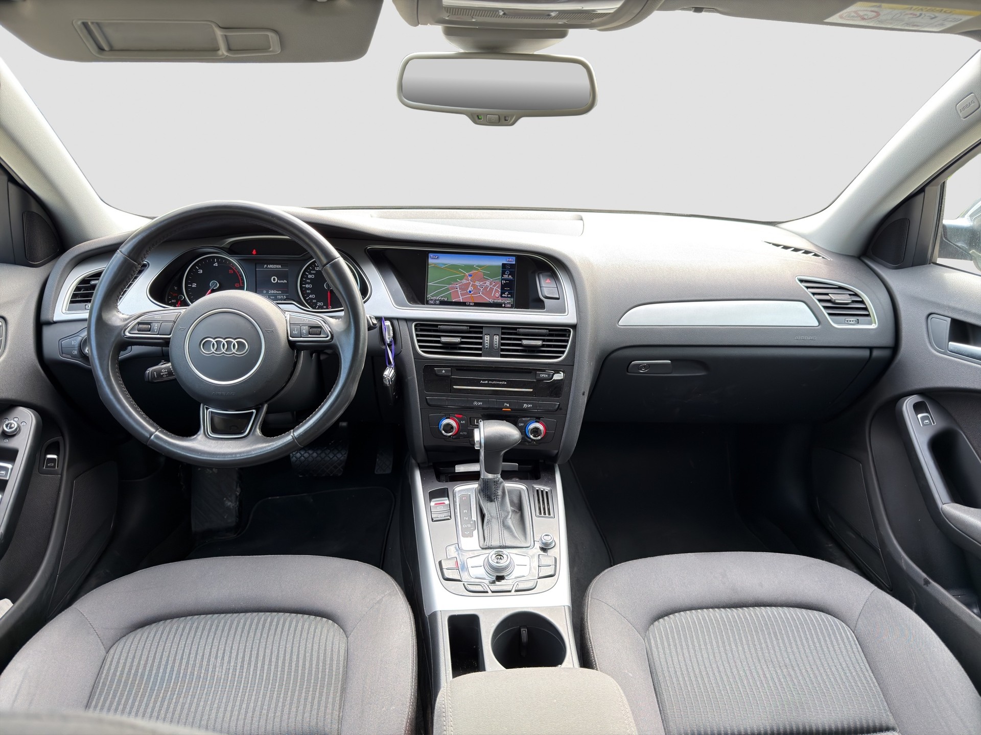 AUDI A4 Avant 2.0 TDI multitronic-image-8