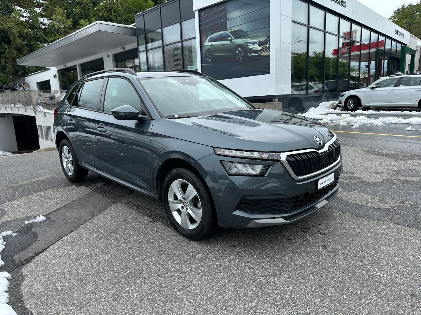 SKODA Kamiq 1.0 TSI Ambition DSG-showroom-element-1