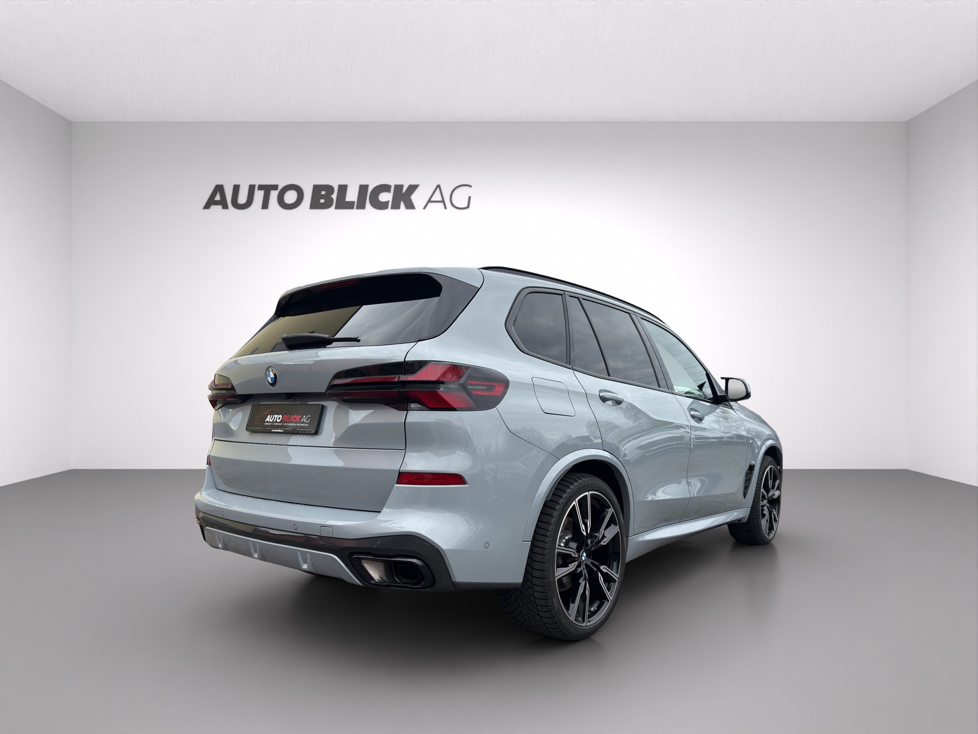 BMW X5 xDrive 48V 40d M Sport Pro Steptronic-image-5