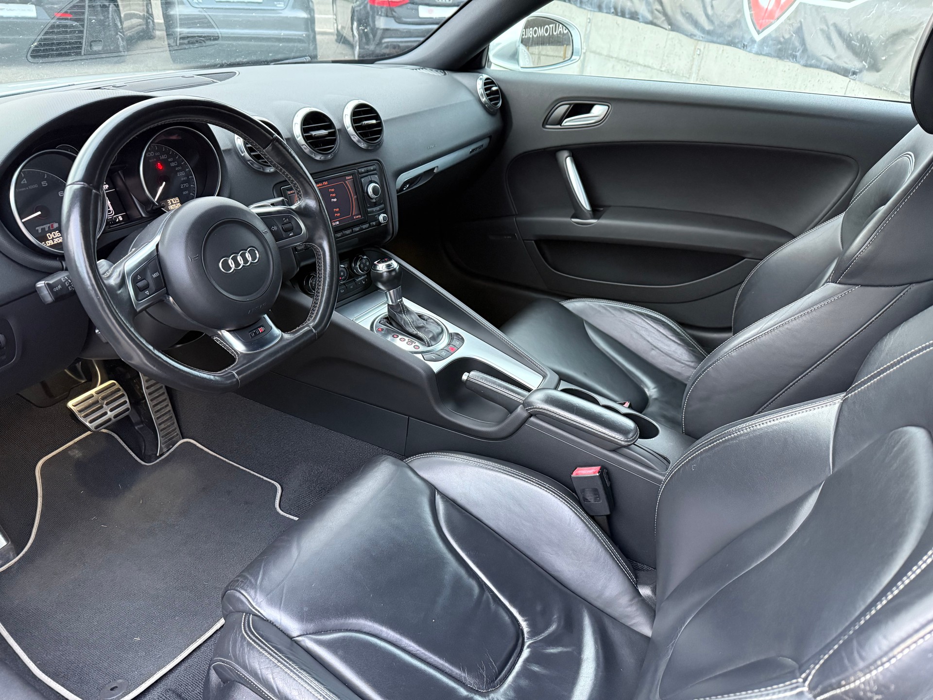 AUDI TTS Coupé 2.0 TFSI quattro S-tronic S-LINE-image-7