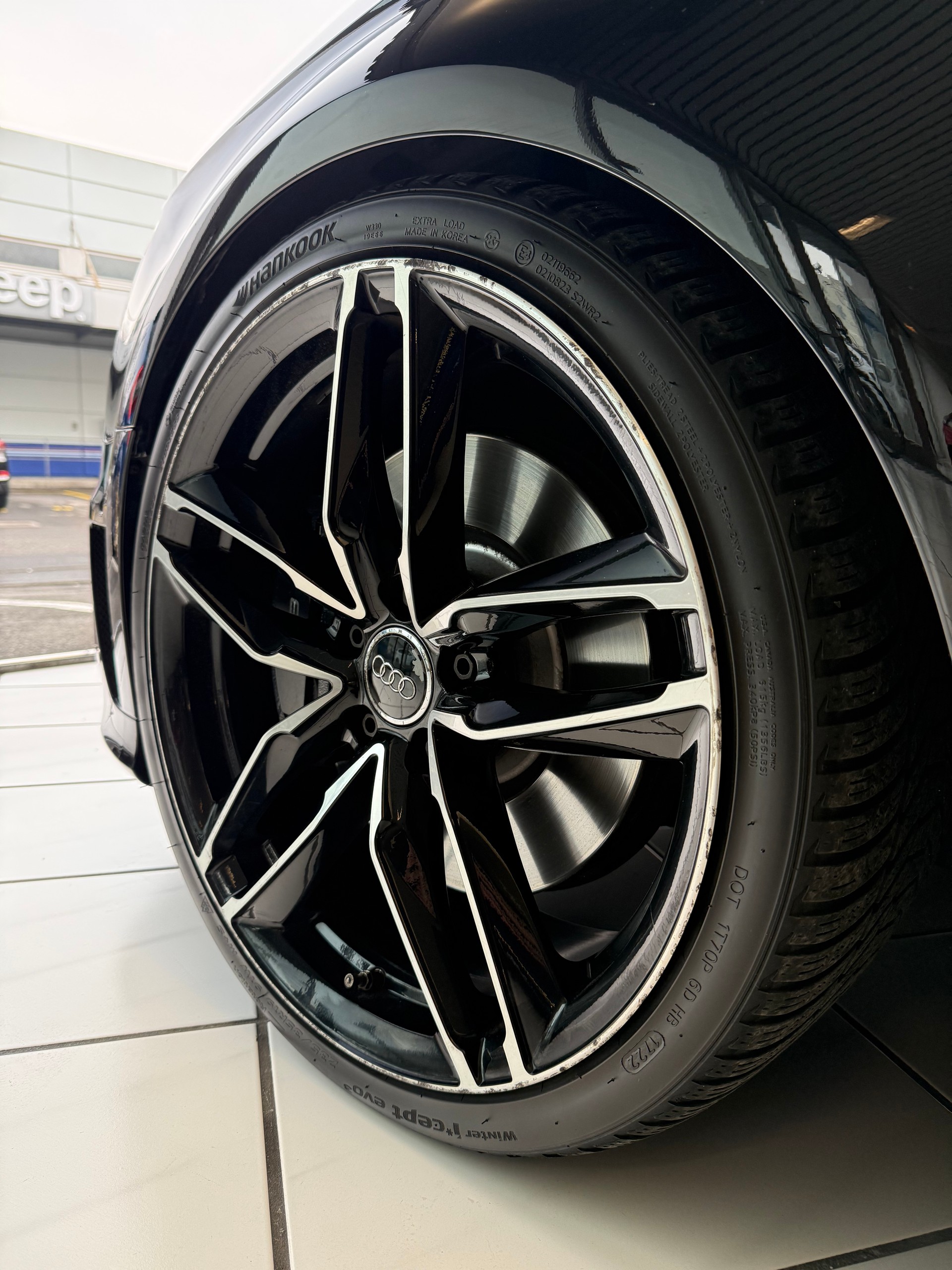 AUDI S3 Sportback 2.0 TFSI quattro S-tronic-image-23