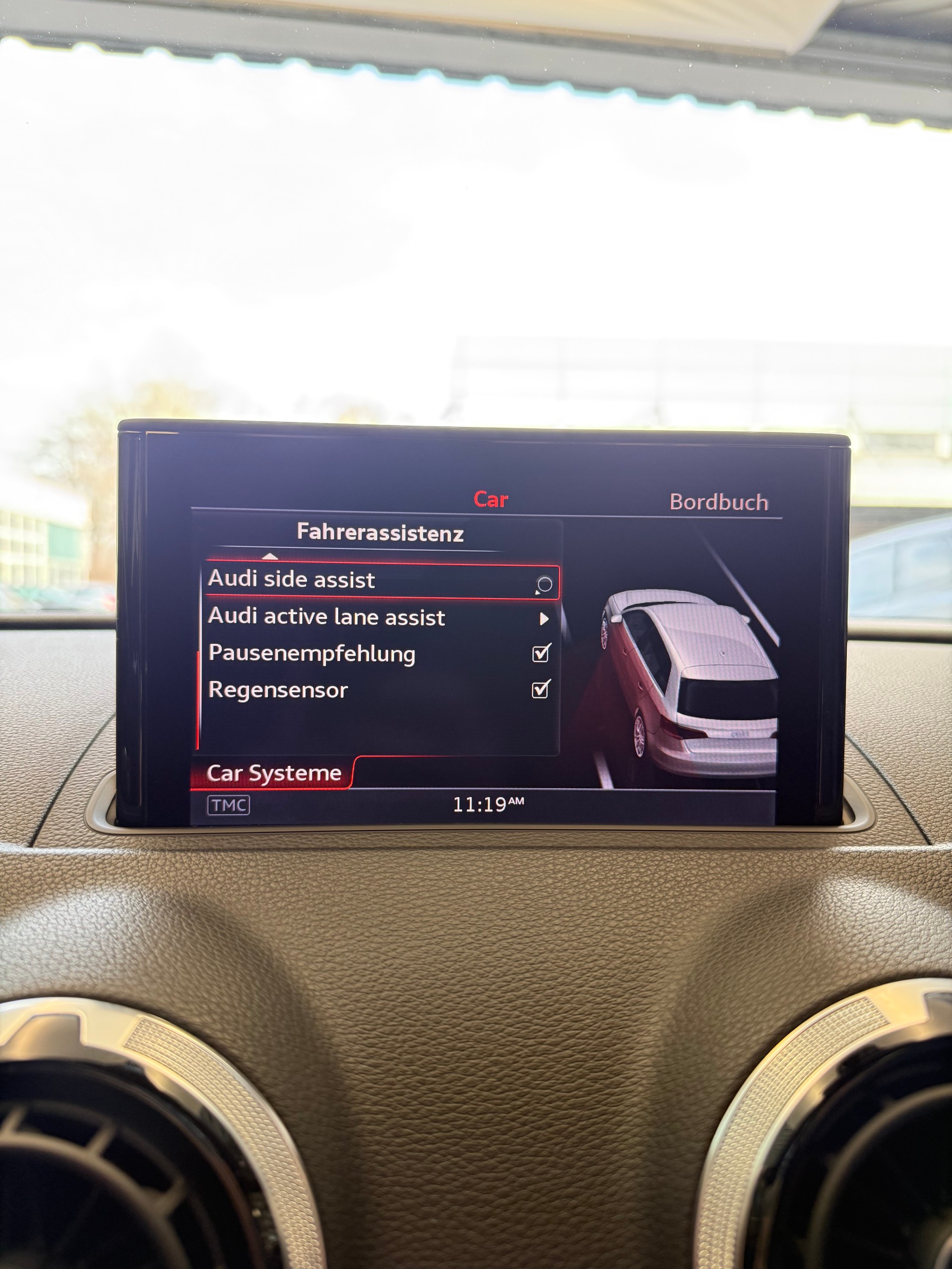 AUDI S3 Sportback 2.0 TFSI quattro S-tronic-image-16