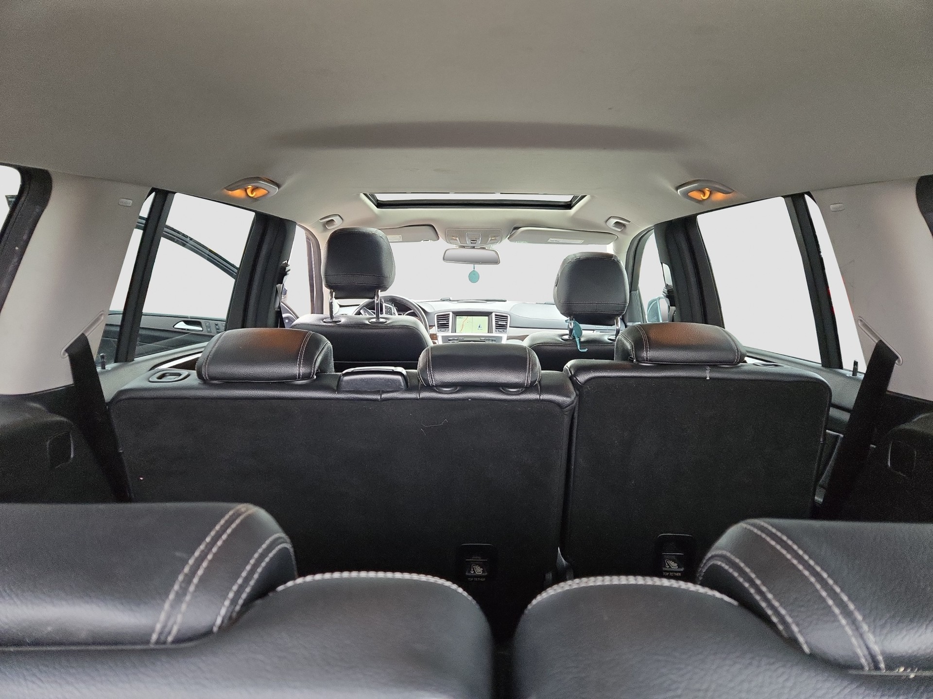 MERCEDES-BENZ GL 350 BlueTEC 4Matic 7G-TRONIC-image-4