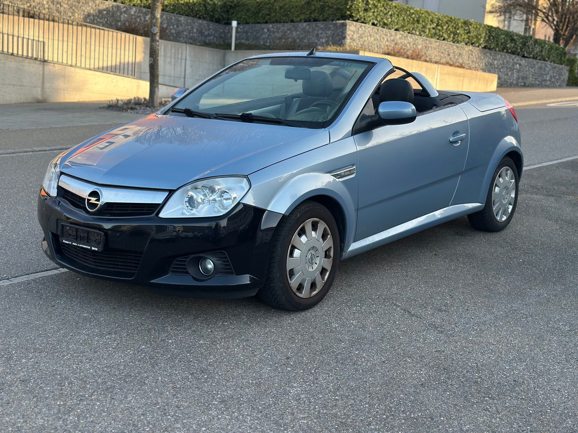 OPEL Tigra 1.8 Enjoy