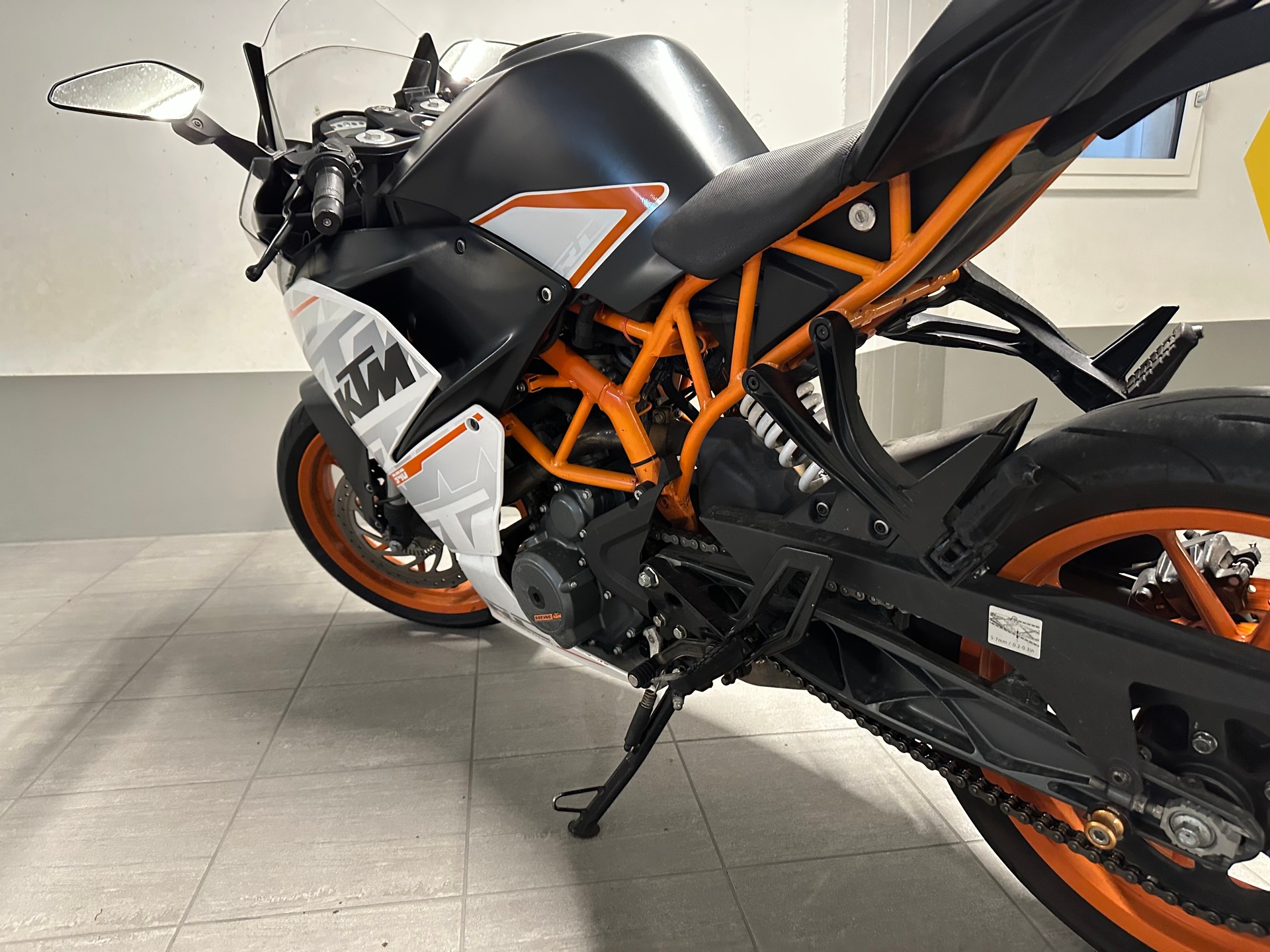 KTM RC 390 ABS-image-1