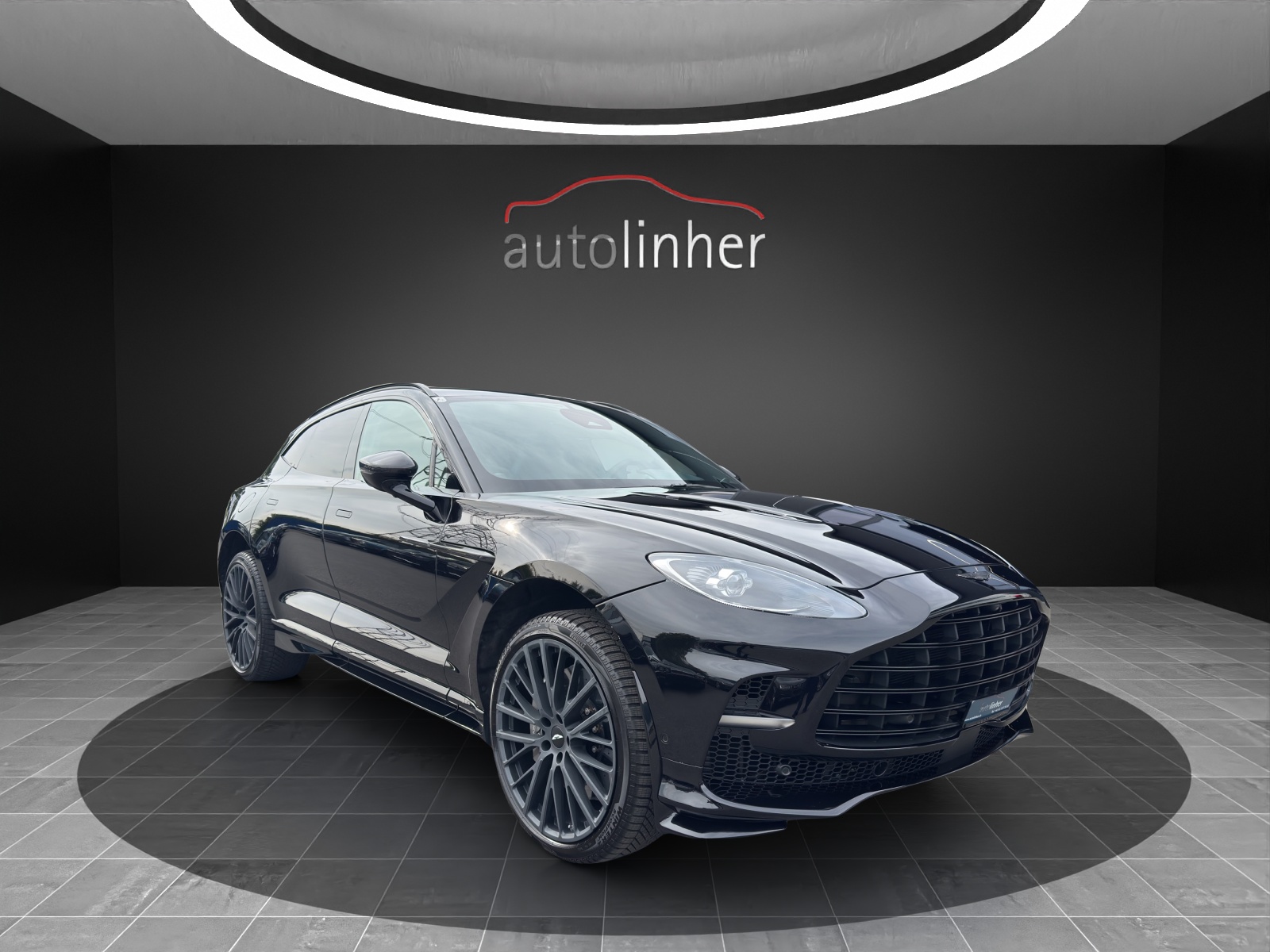 ASTON MARTIN DBX 707 4.0 V8-image-5
