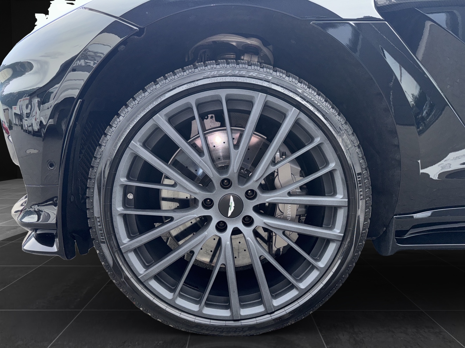ASTON MARTIN DBX 707 4.0 V8-image-13