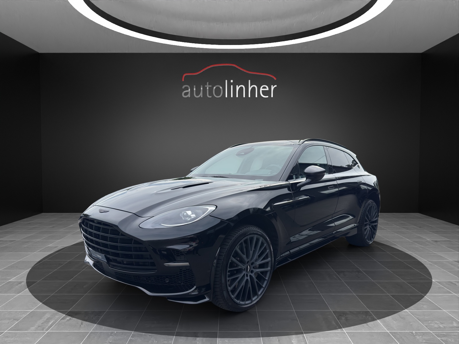 ASTON MARTIN DBX 707 4.0 V8