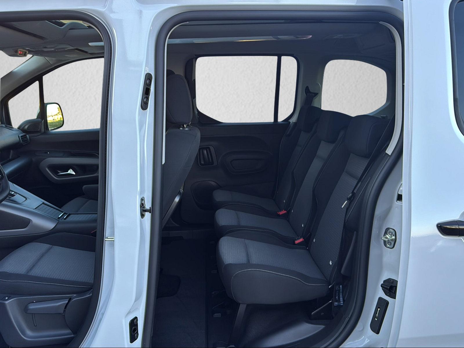 TOYOTA Proace City Verso L1 1.5 HDi 130 Style-image-6