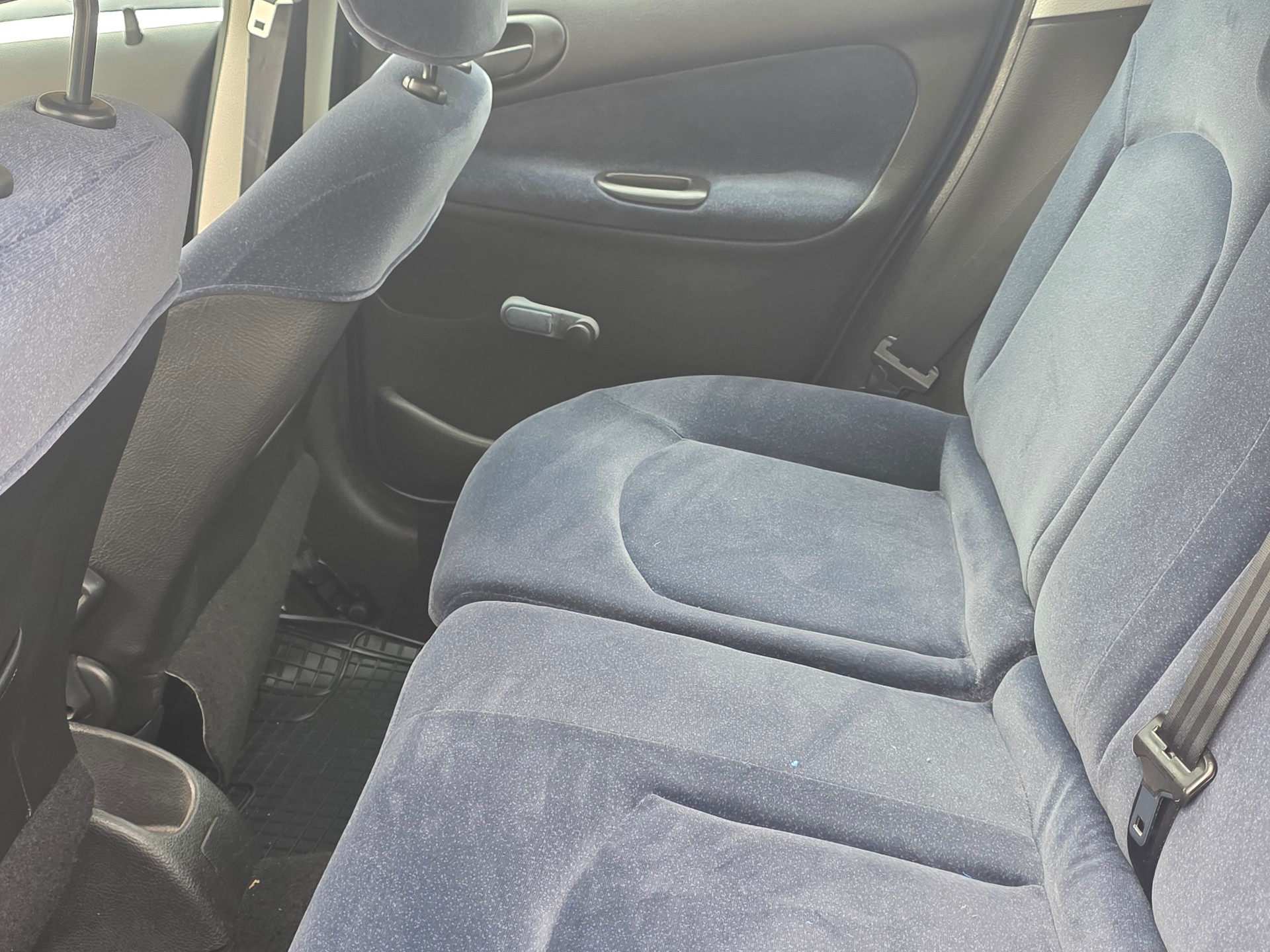 PEUGEOT 206 1.4 XT-image-11