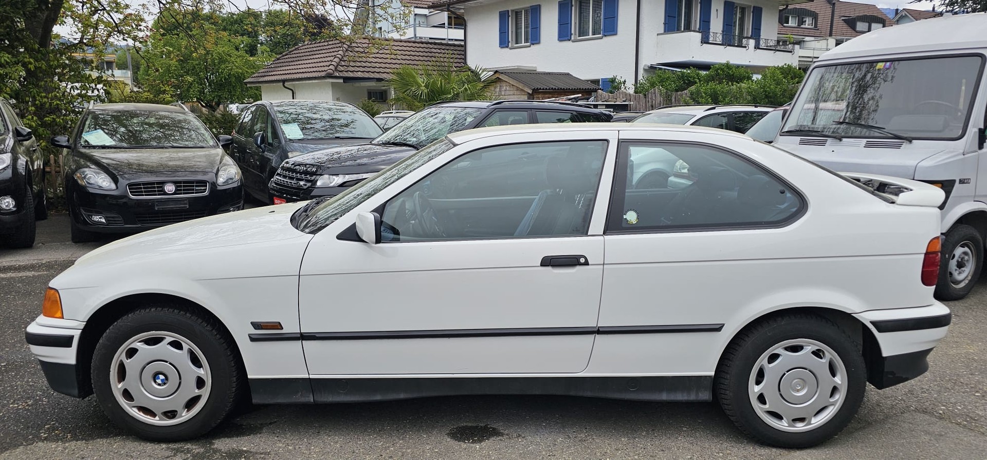 BMW 318ti Compact-image-4